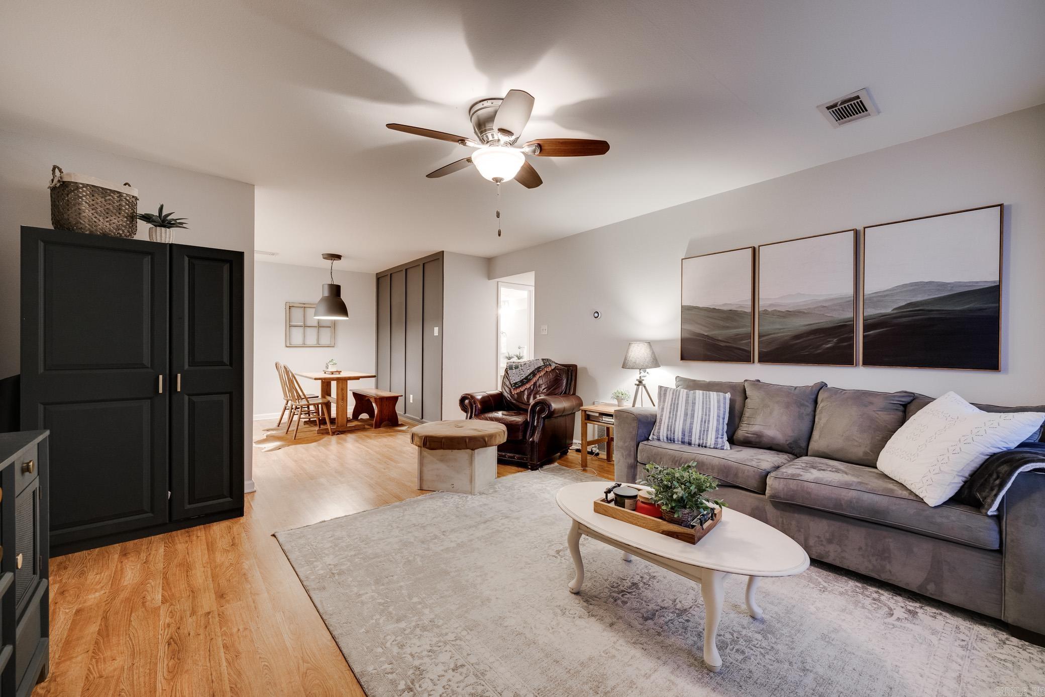 CARRIAGE COURTS - Residential