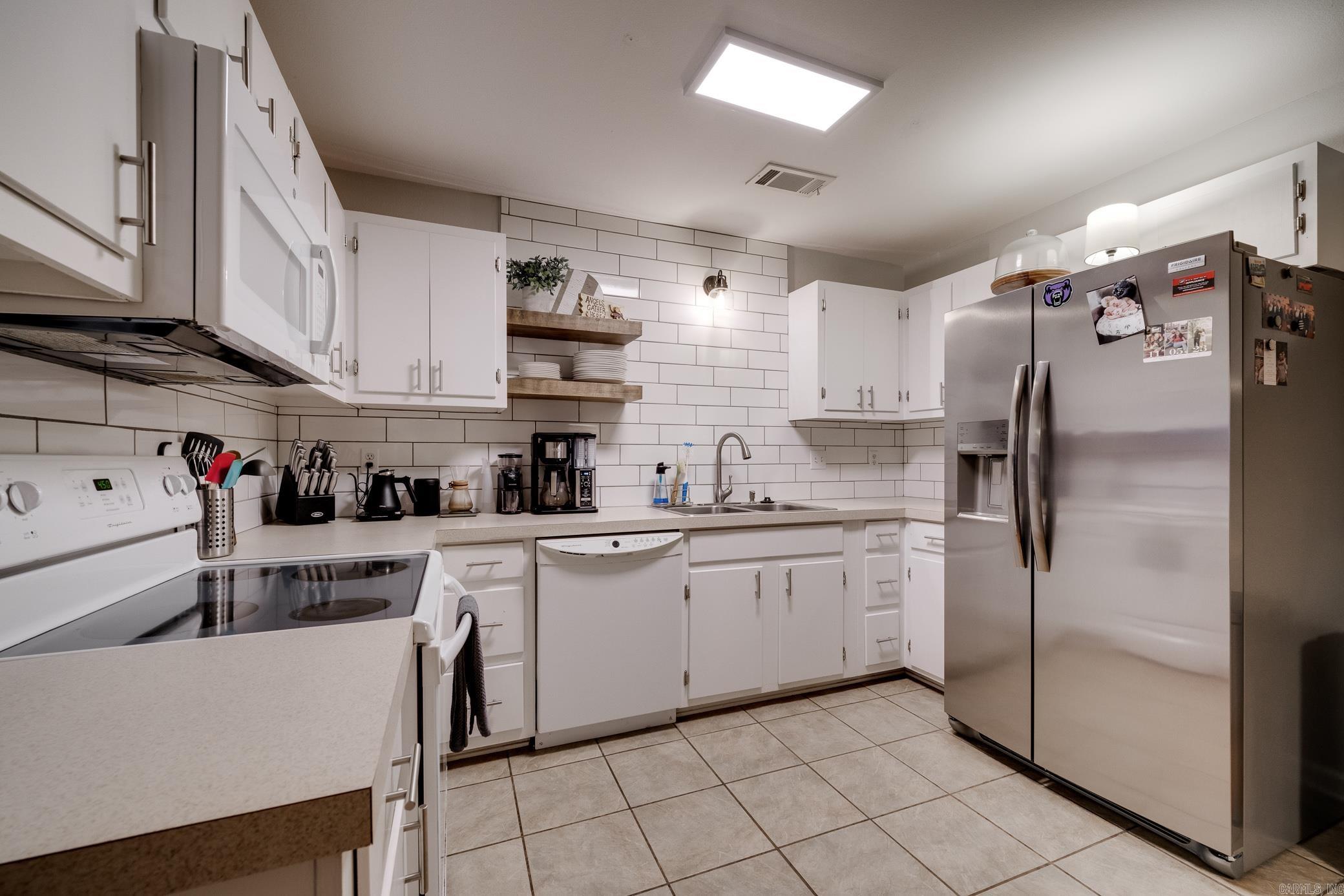 CARRIAGE COURTS - Residential