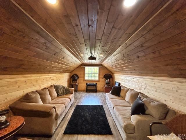 YORKTOWN - Residential