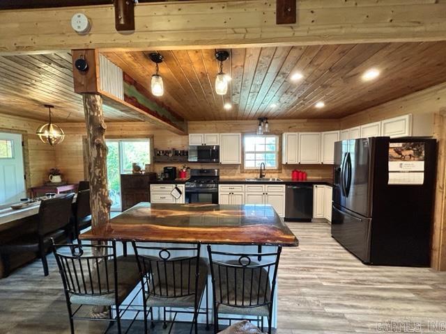 YORKTOWN - Residential