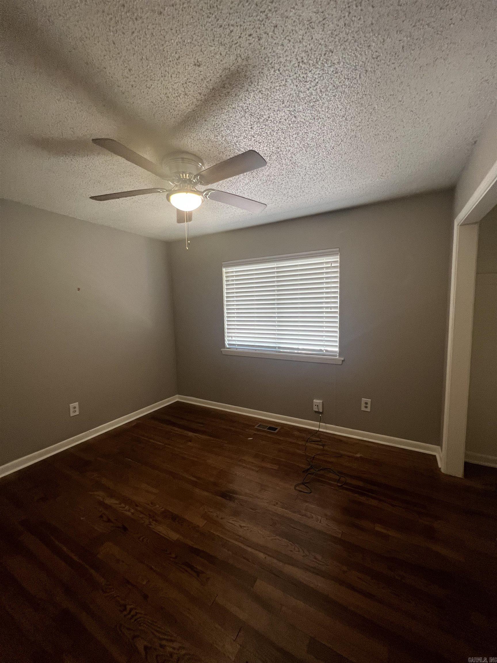 MCNEIL - Residential