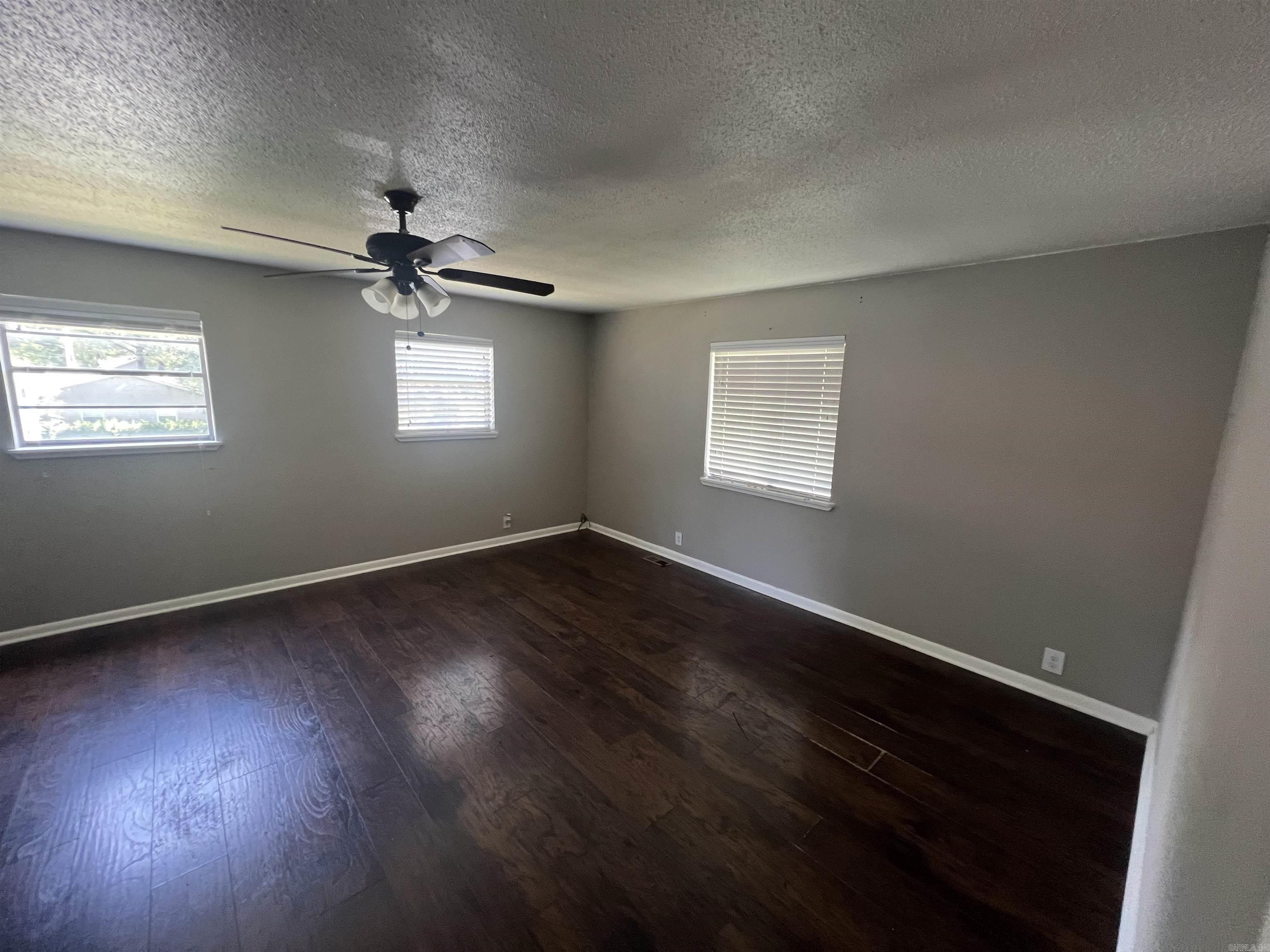 MCNEIL - Residential