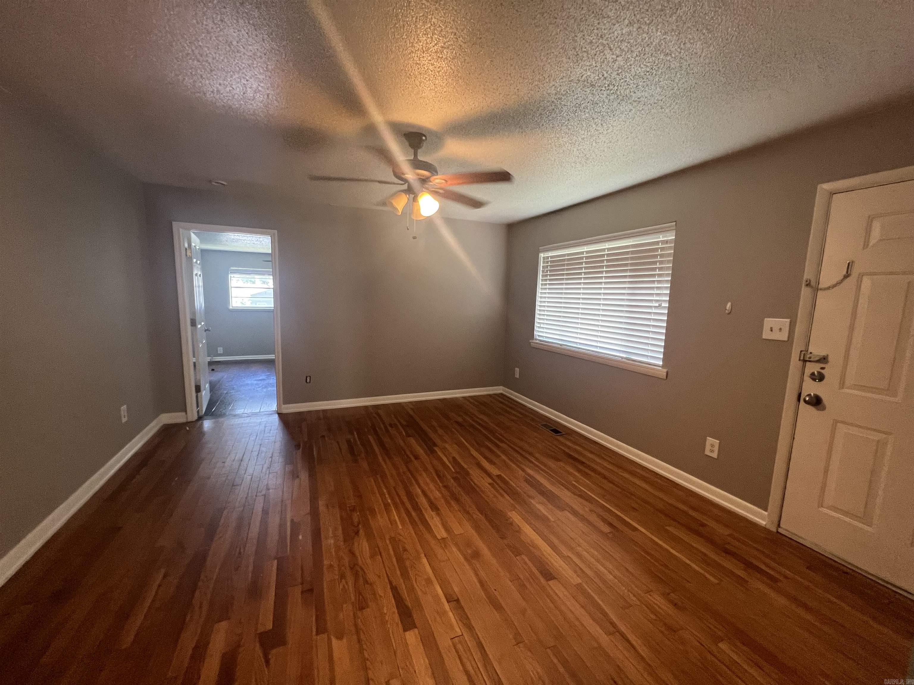 MCNEIL - Residential