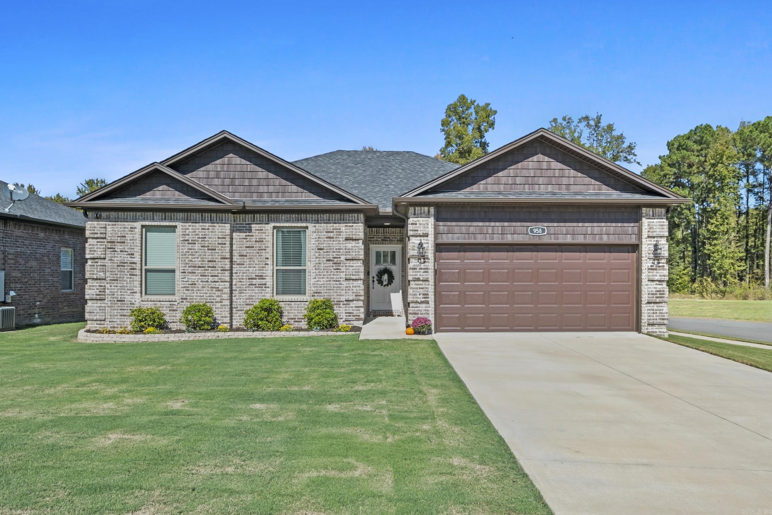 Villa Vista - Residential
