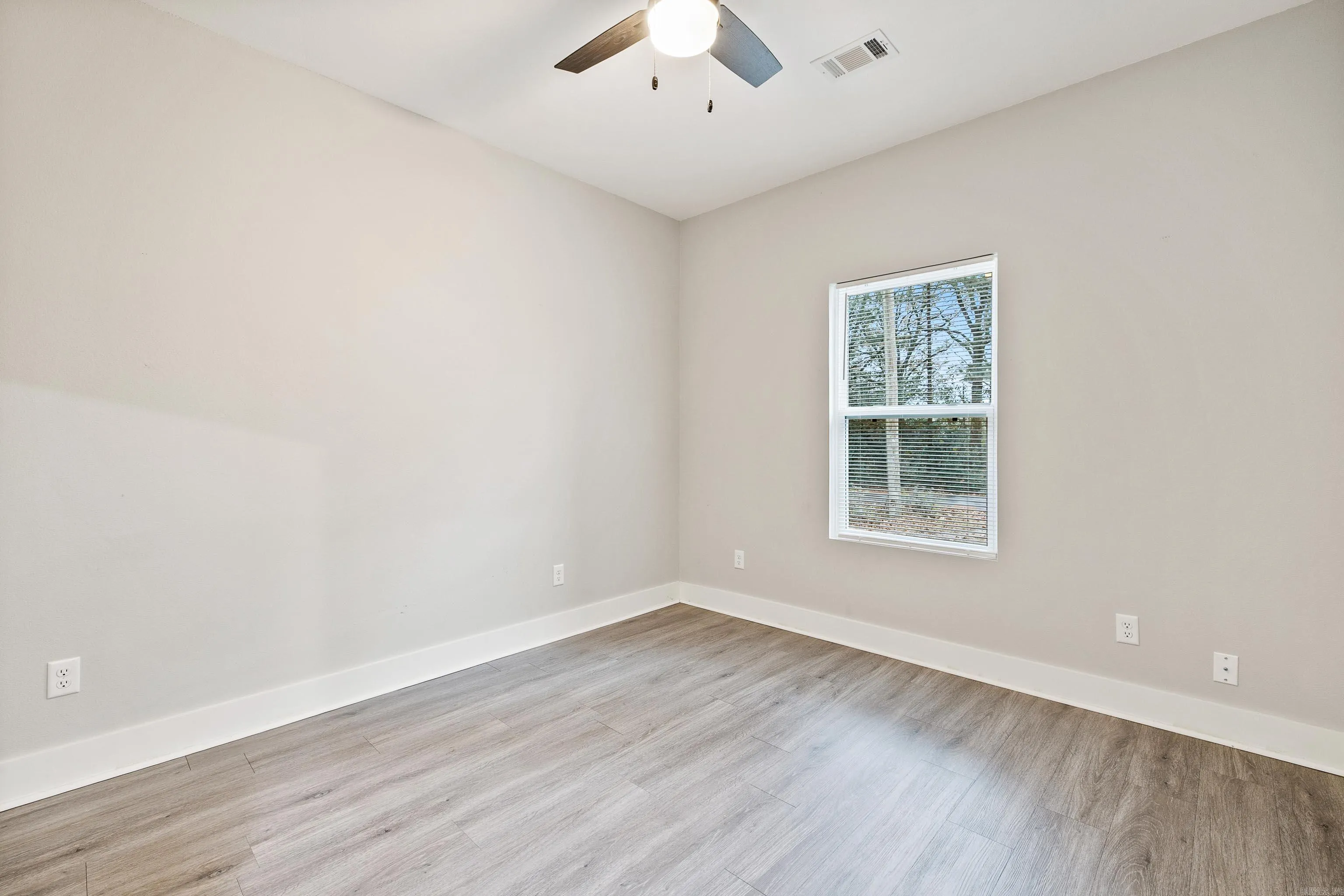 Benton, Arkansas 72015, United States, 3 Bedrooms Bedrooms, ,2 BathroomsBathrooms,Residential,Active,251787