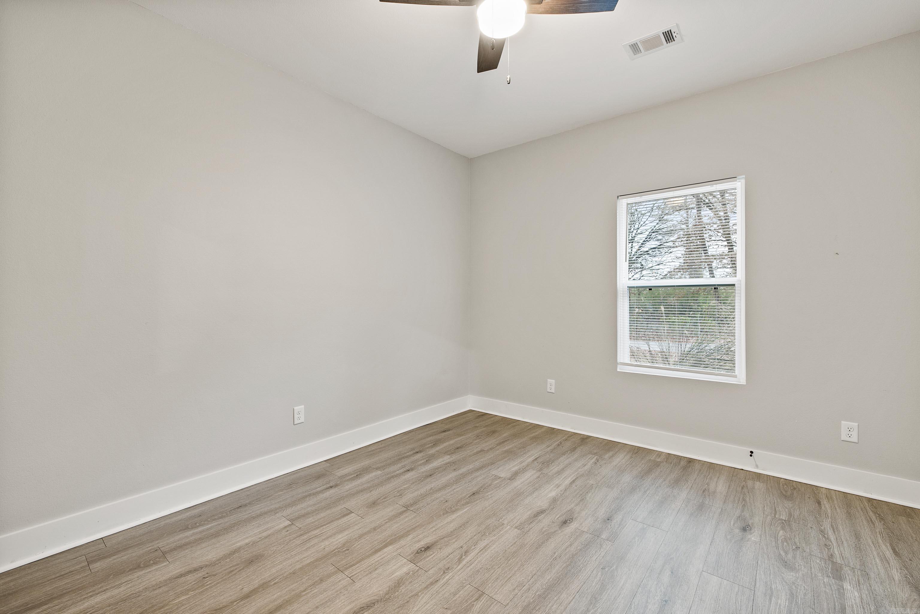 MACK THOMAS - Residential