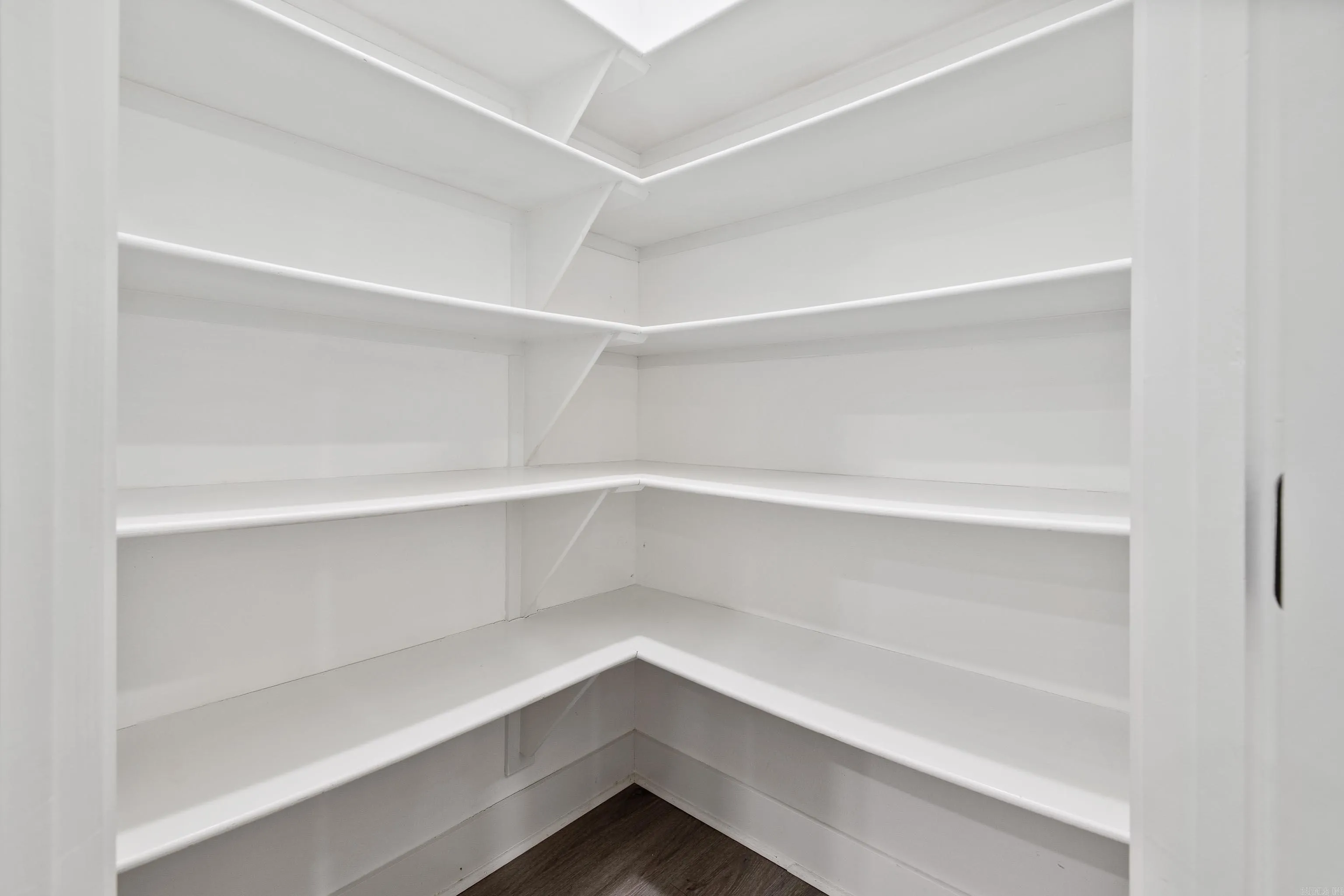 Benton, Arkansas 72015, United States, 3 Bedrooms Bedrooms, ,2 BathroomsBathrooms,Residential,Active,251787