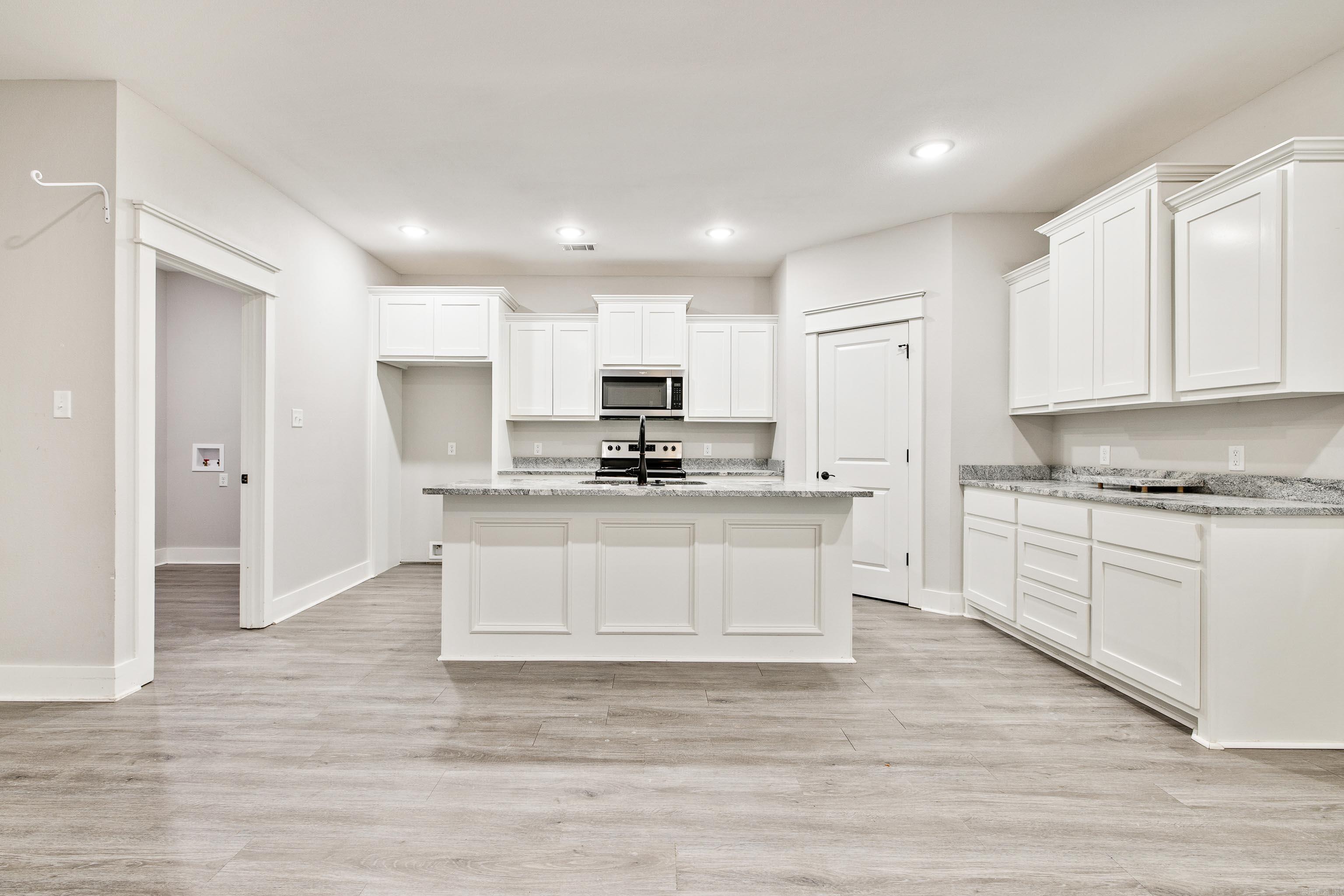 MACK THOMAS - Residential