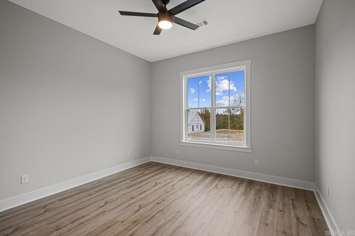 MILLERS GLENN - Residential