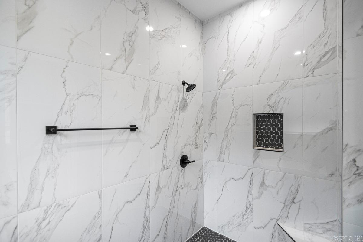 MILLERS GLENN - Residential