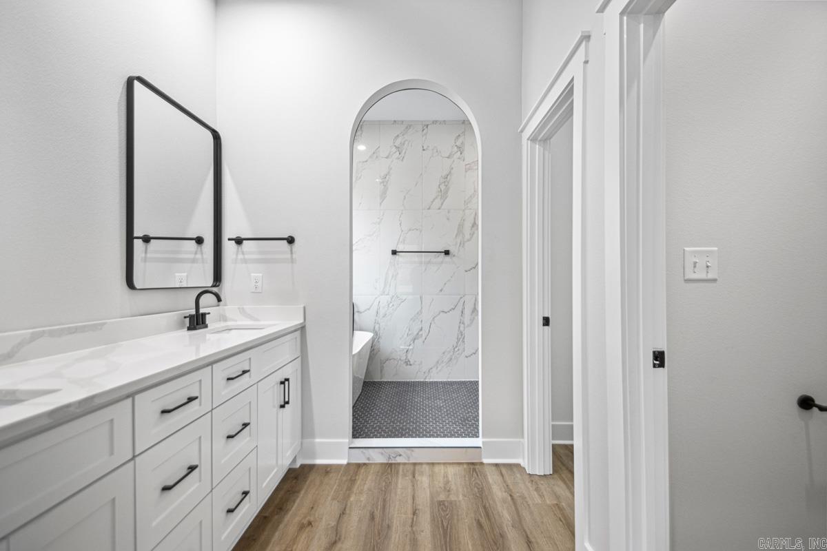 MILLERS GLENN - Residential