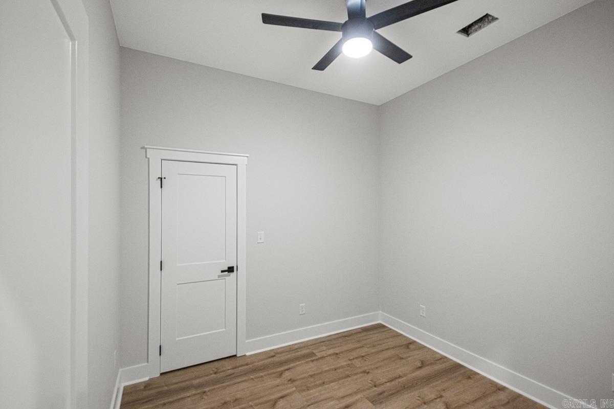 MILLERS GLENN - Residential