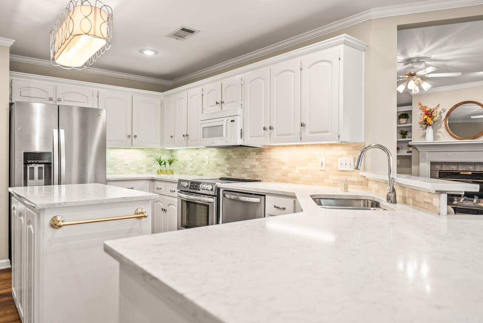 RIVERLAND HEIGHTS - Residential