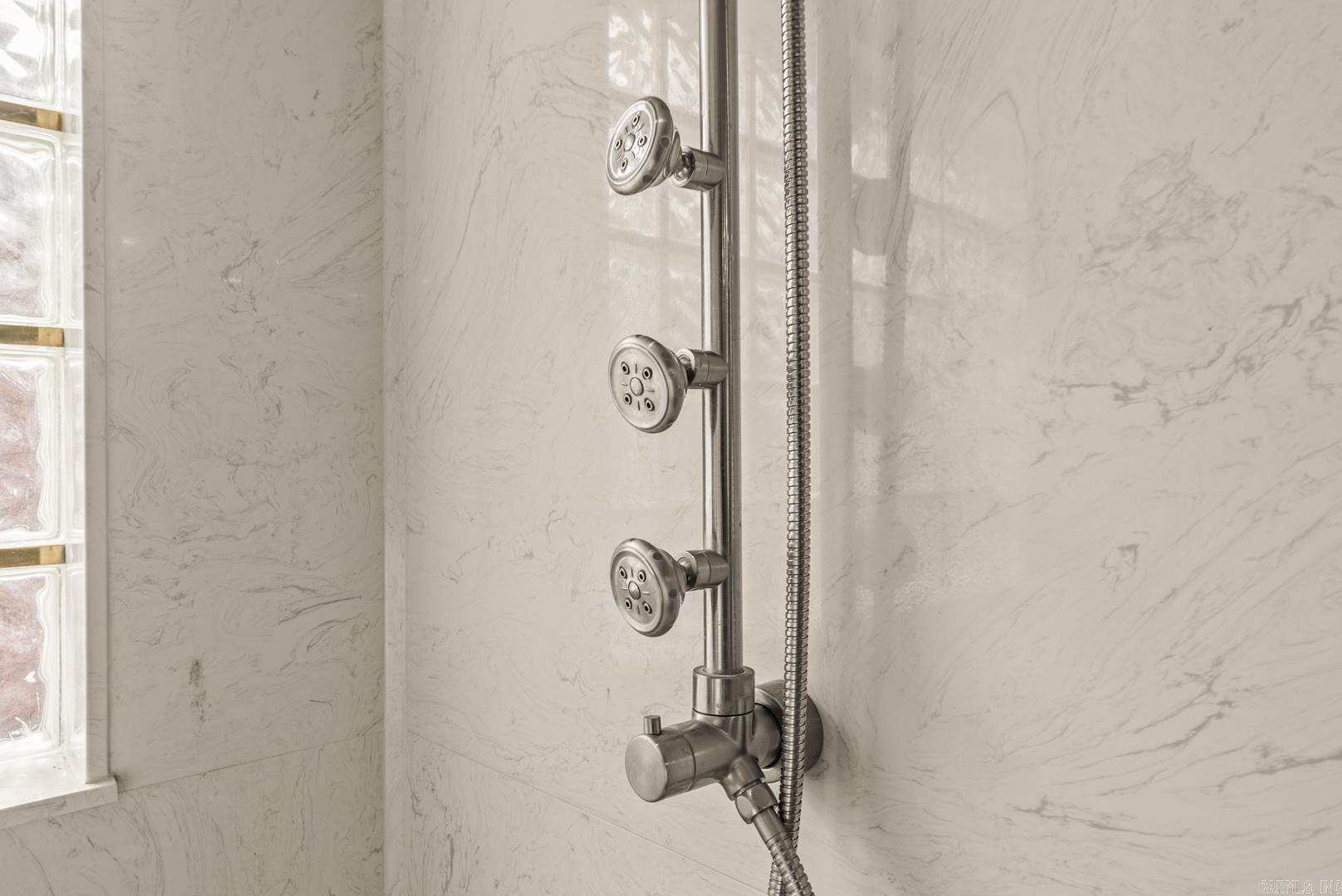 RIVERLAND HEIGHTS - Residential