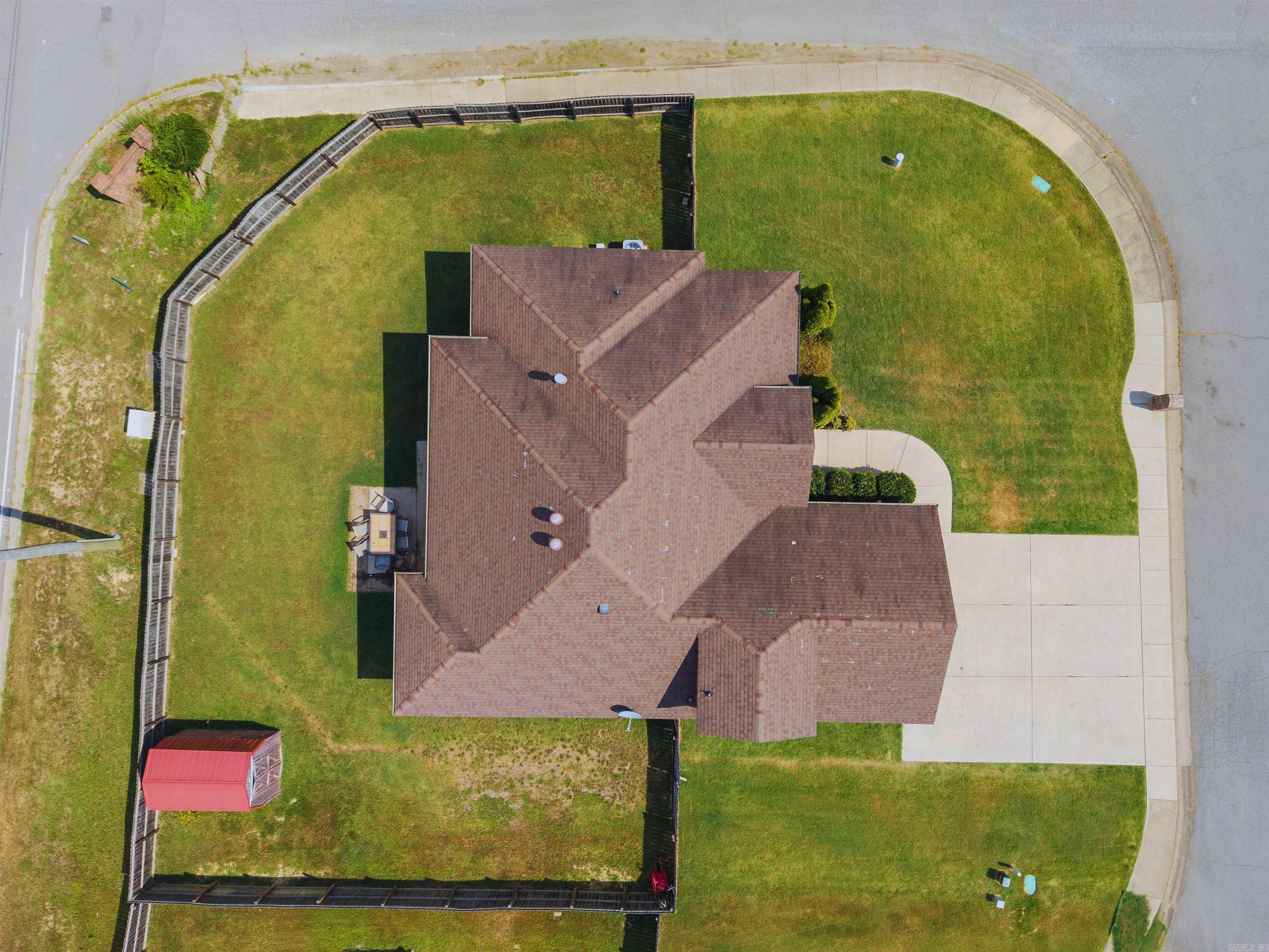 MAGNOLIA VILLAGE - Residential