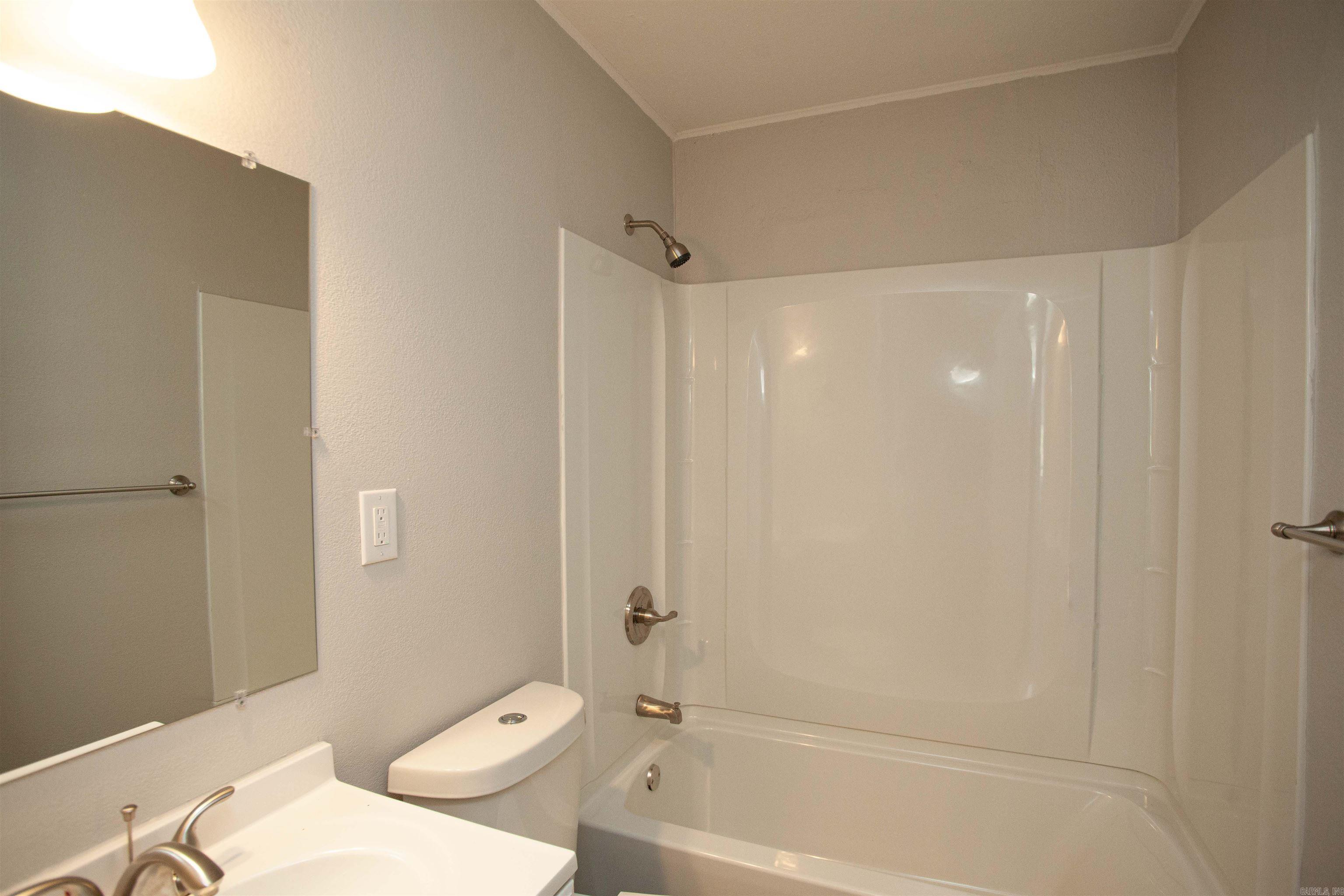 Bushmeyers Annex #1 - Residential Lease