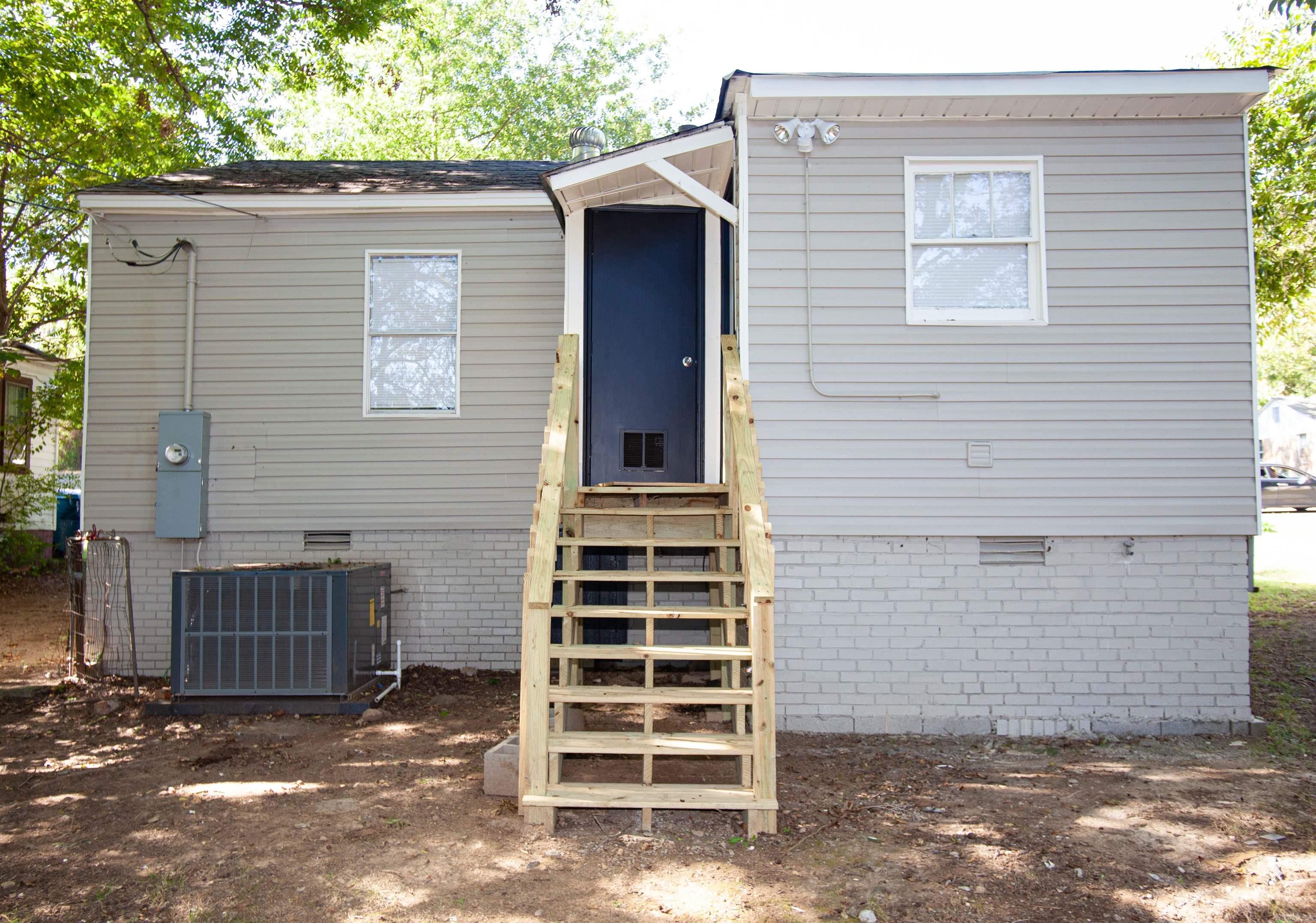 Bushmeyers Annex #1 - Residential Lease