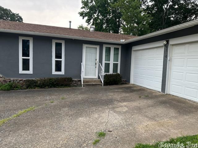 NORTH HILLS MANOR - Residential