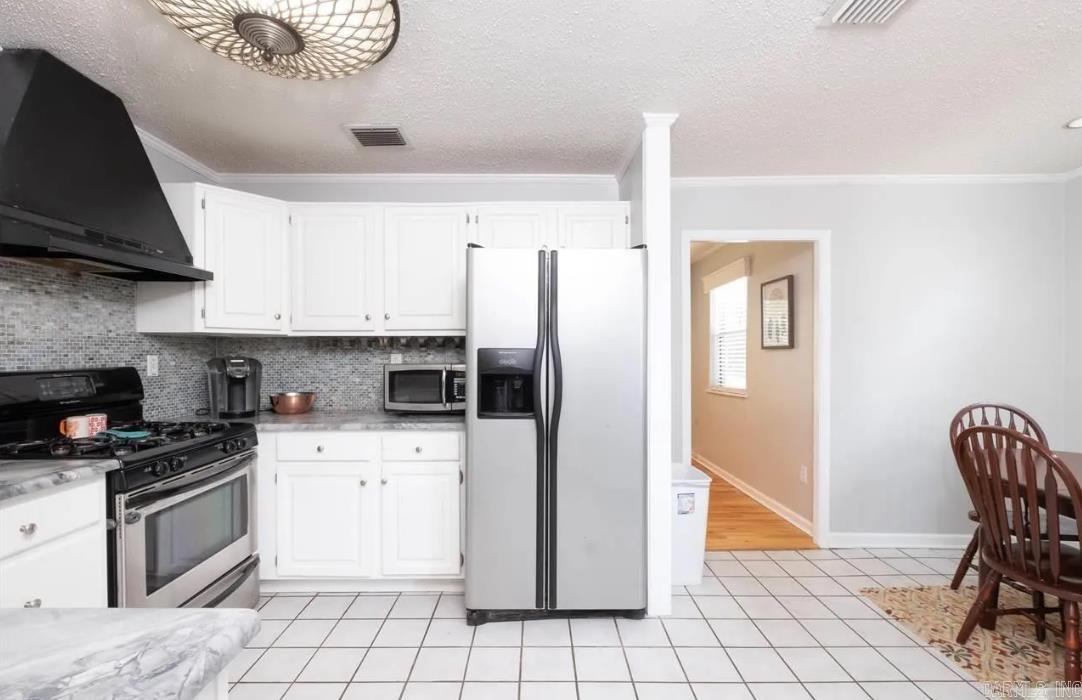 Hollywood - Residential Lease