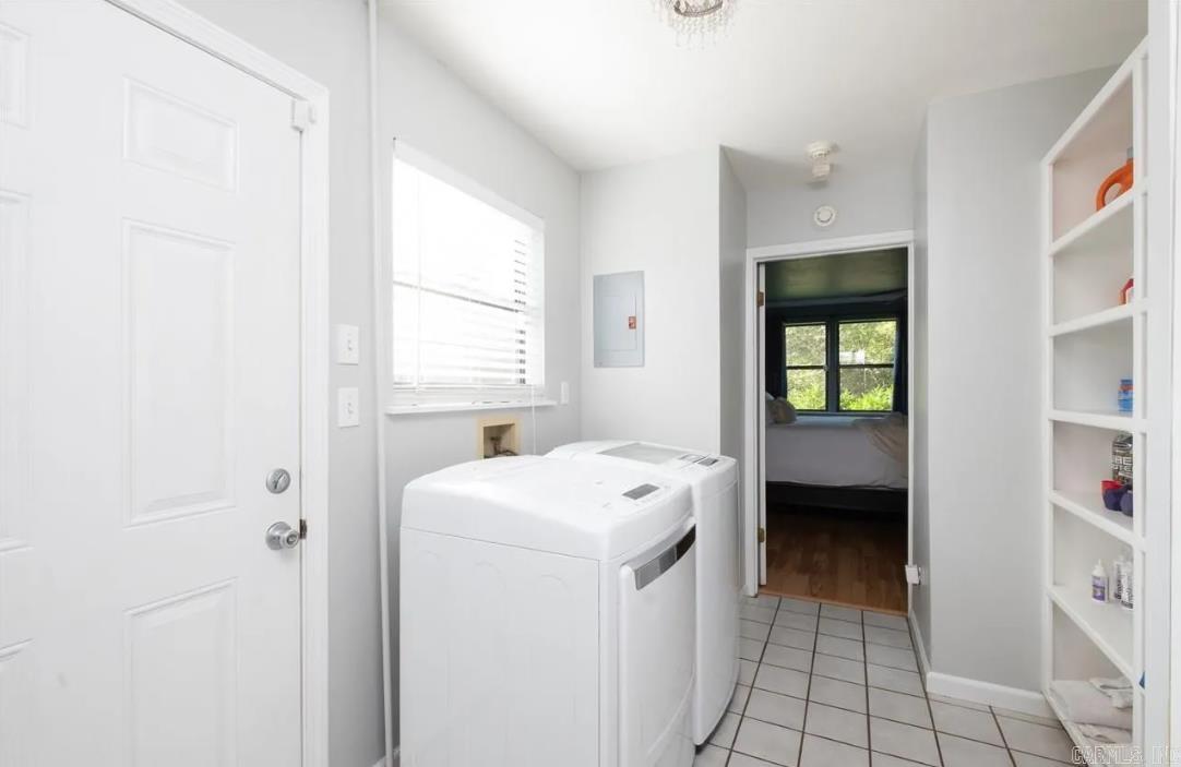 Hollywood - Residential Lease