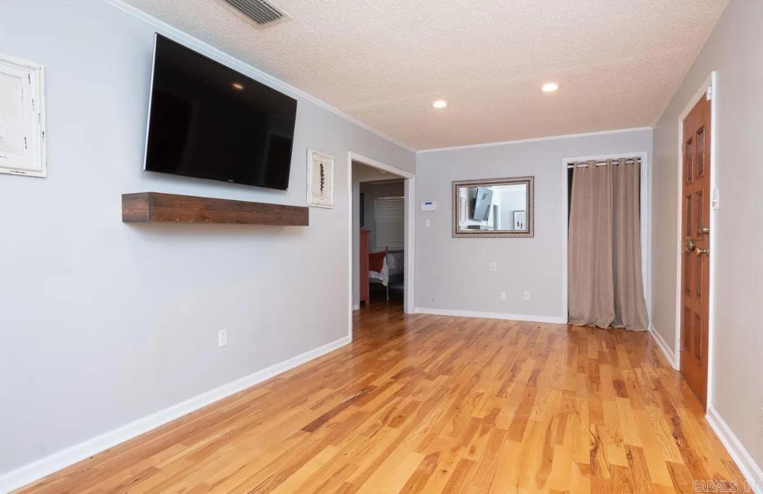 Hollywood - Residential Lease