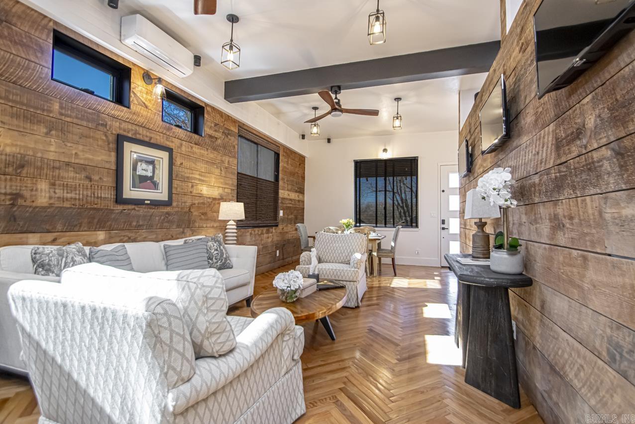 MOUNTAIN PARK - Residential