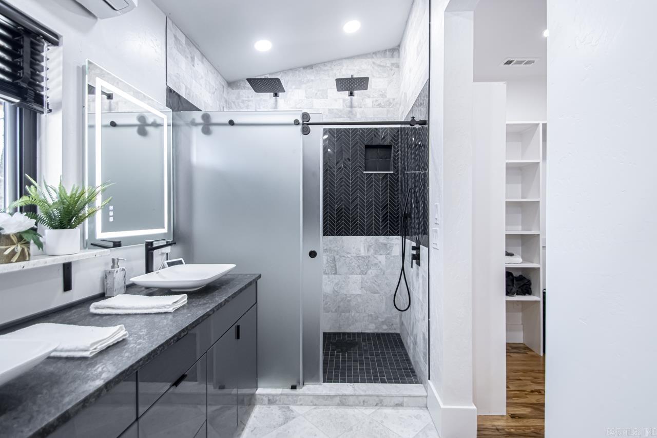 MOUNTAIN PARK - Residential