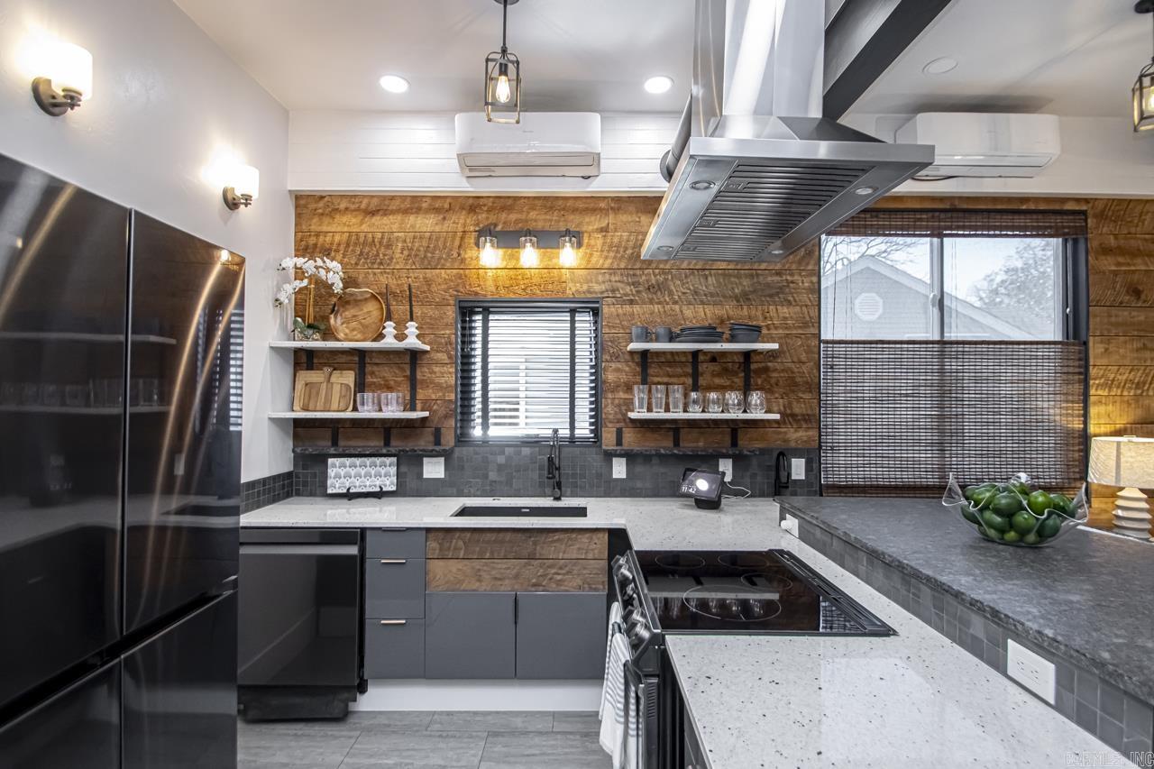 MOUNTAIN PARK - Residential