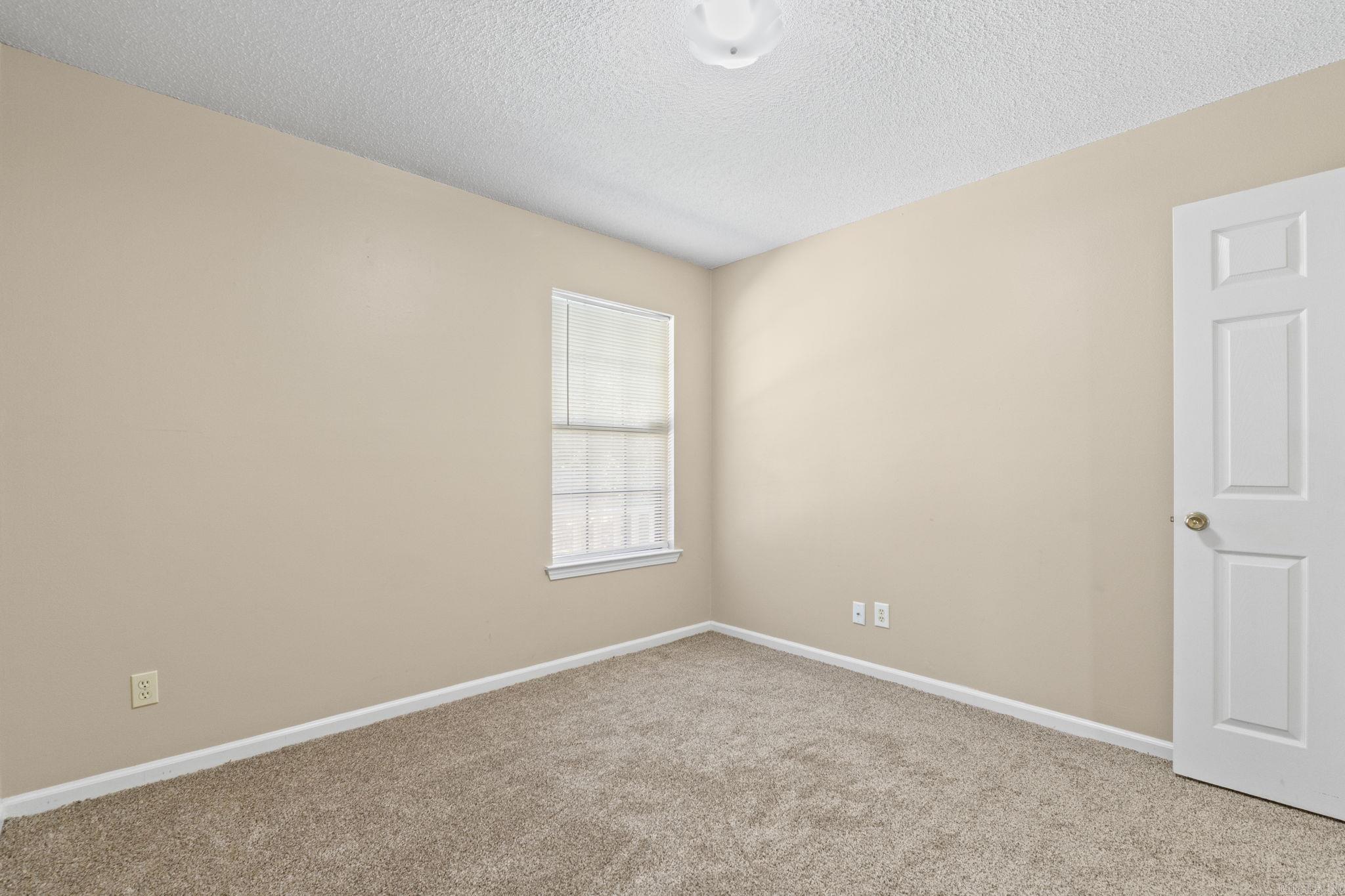 DEEREWOOD - Residential