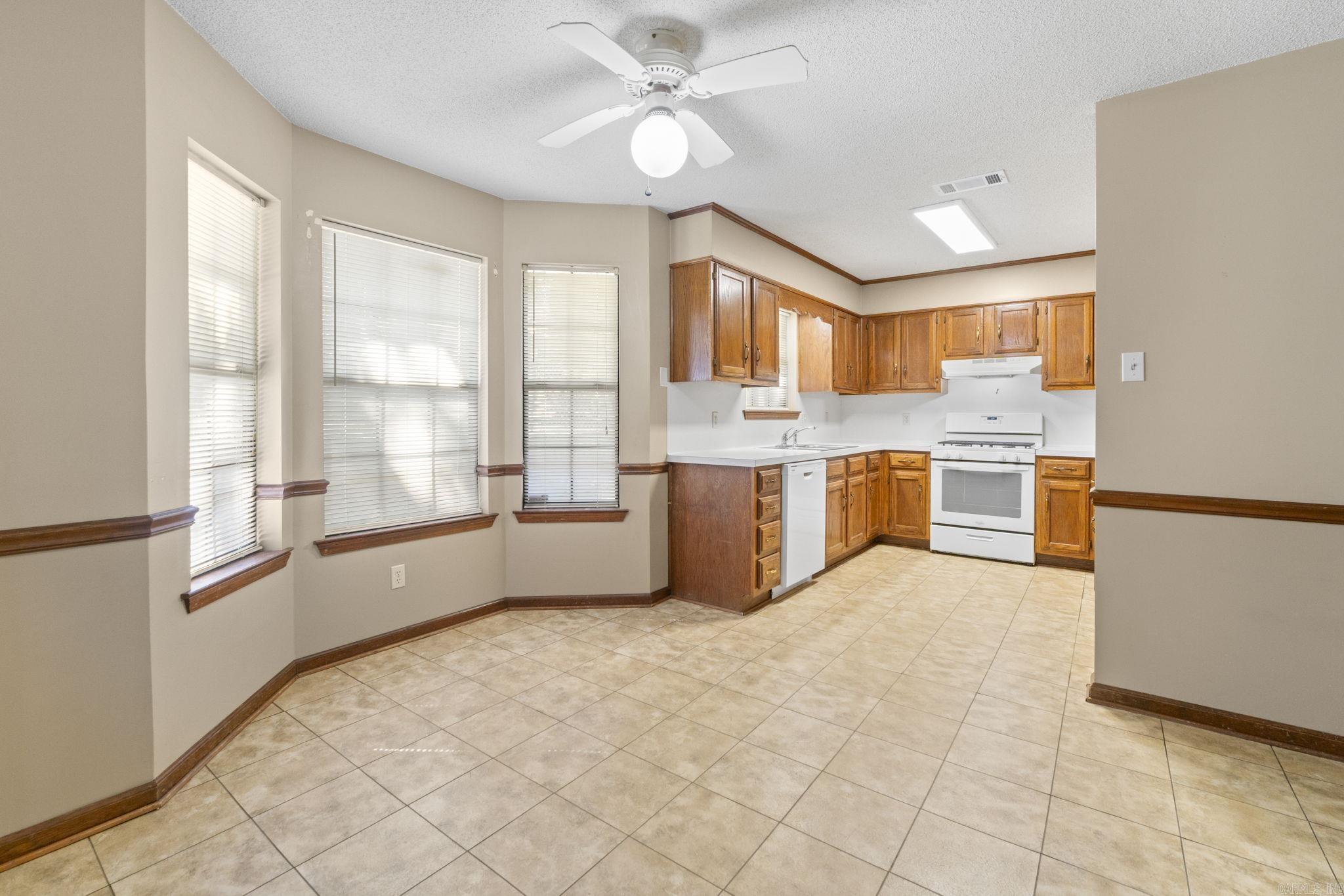 DEEREWOOD - Residential