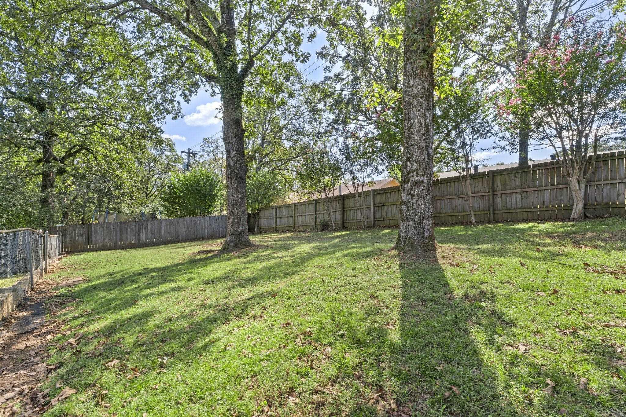 DEEREWOOD - Residential