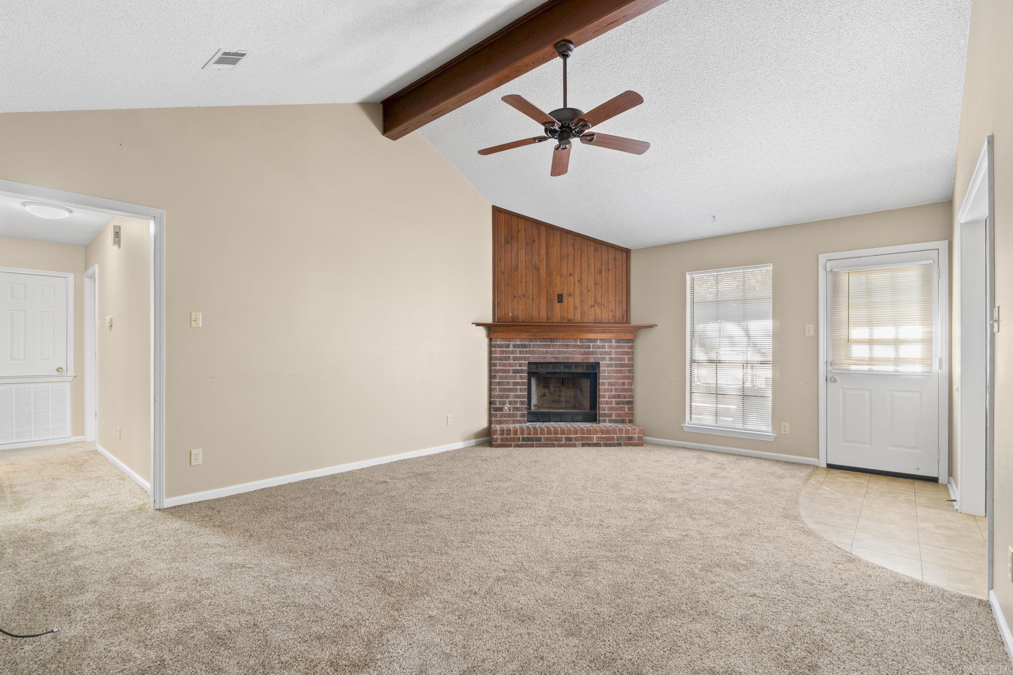 DEEREWOOD - Residential