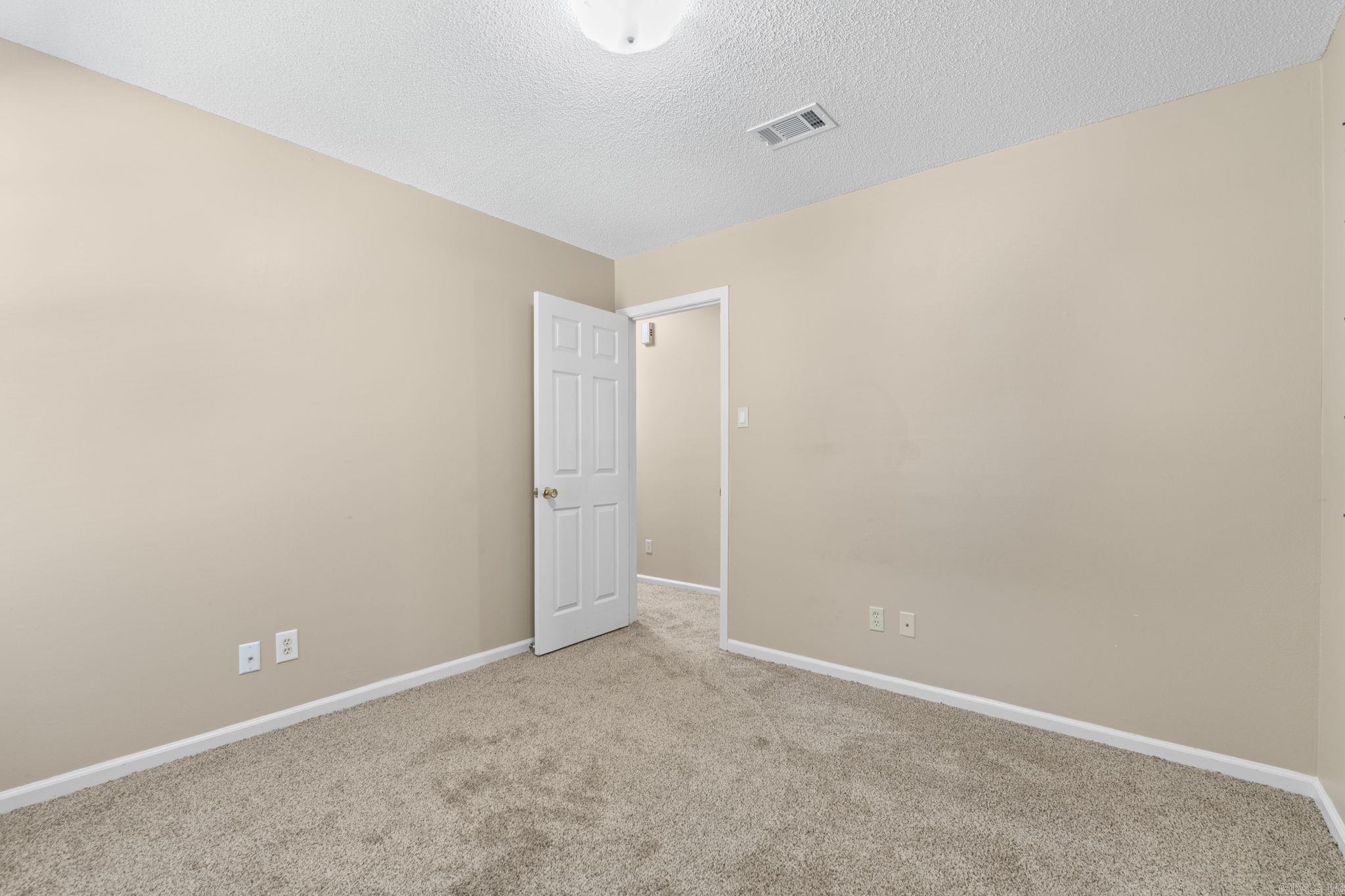 DEEREWOOD - Residential