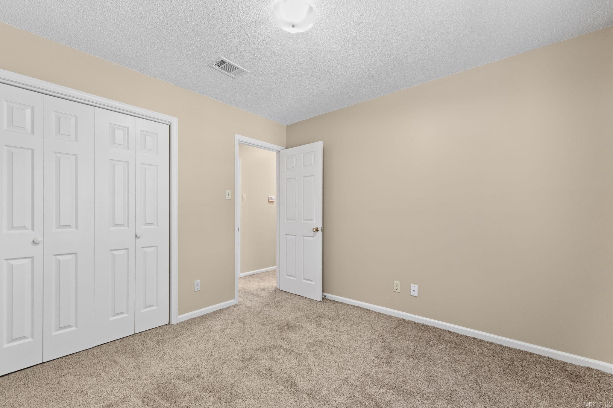 DEEREWOOD - Residential