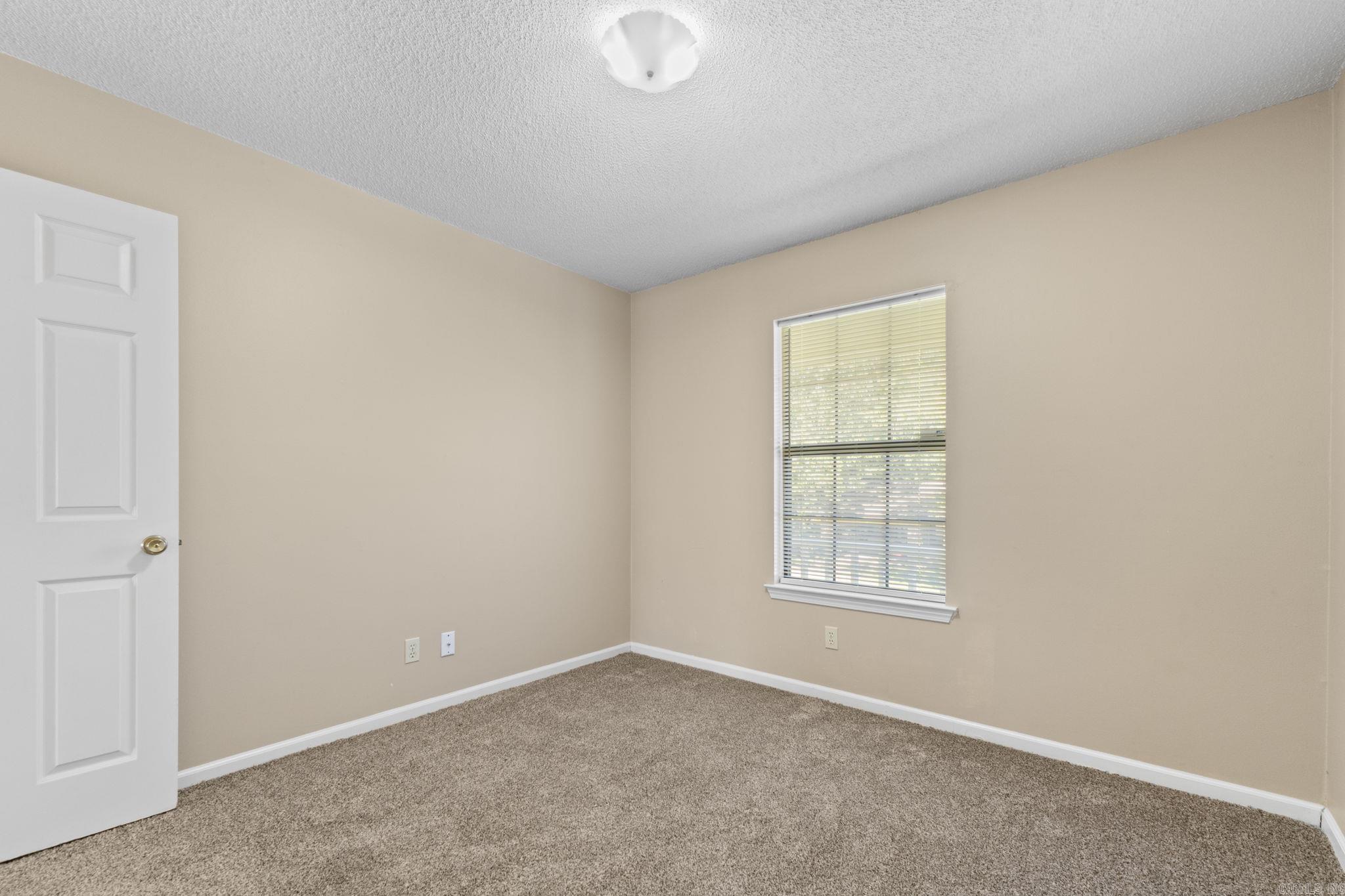 DEEREWOOD - Residential