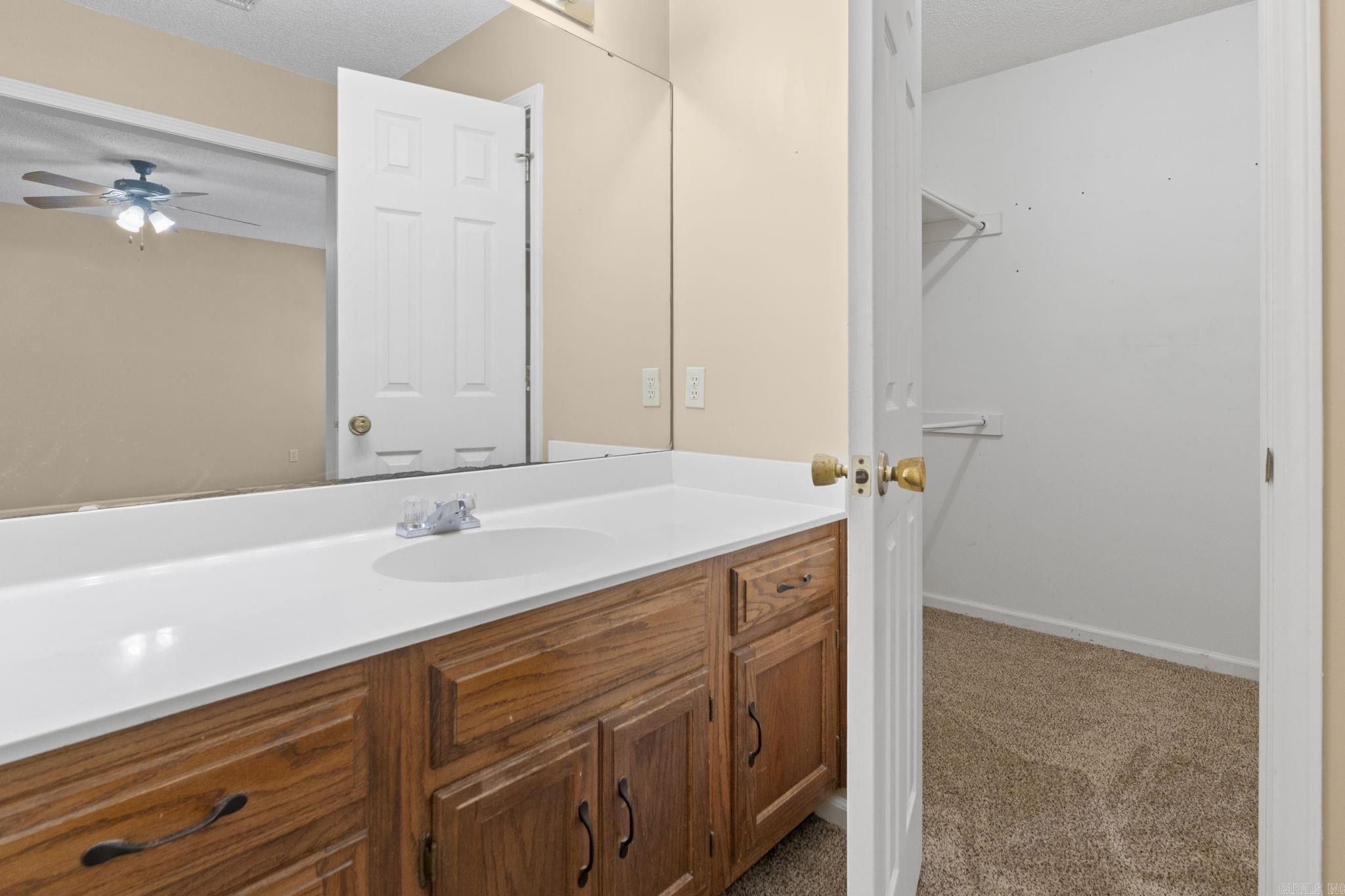 DEEREWOOD - Residential