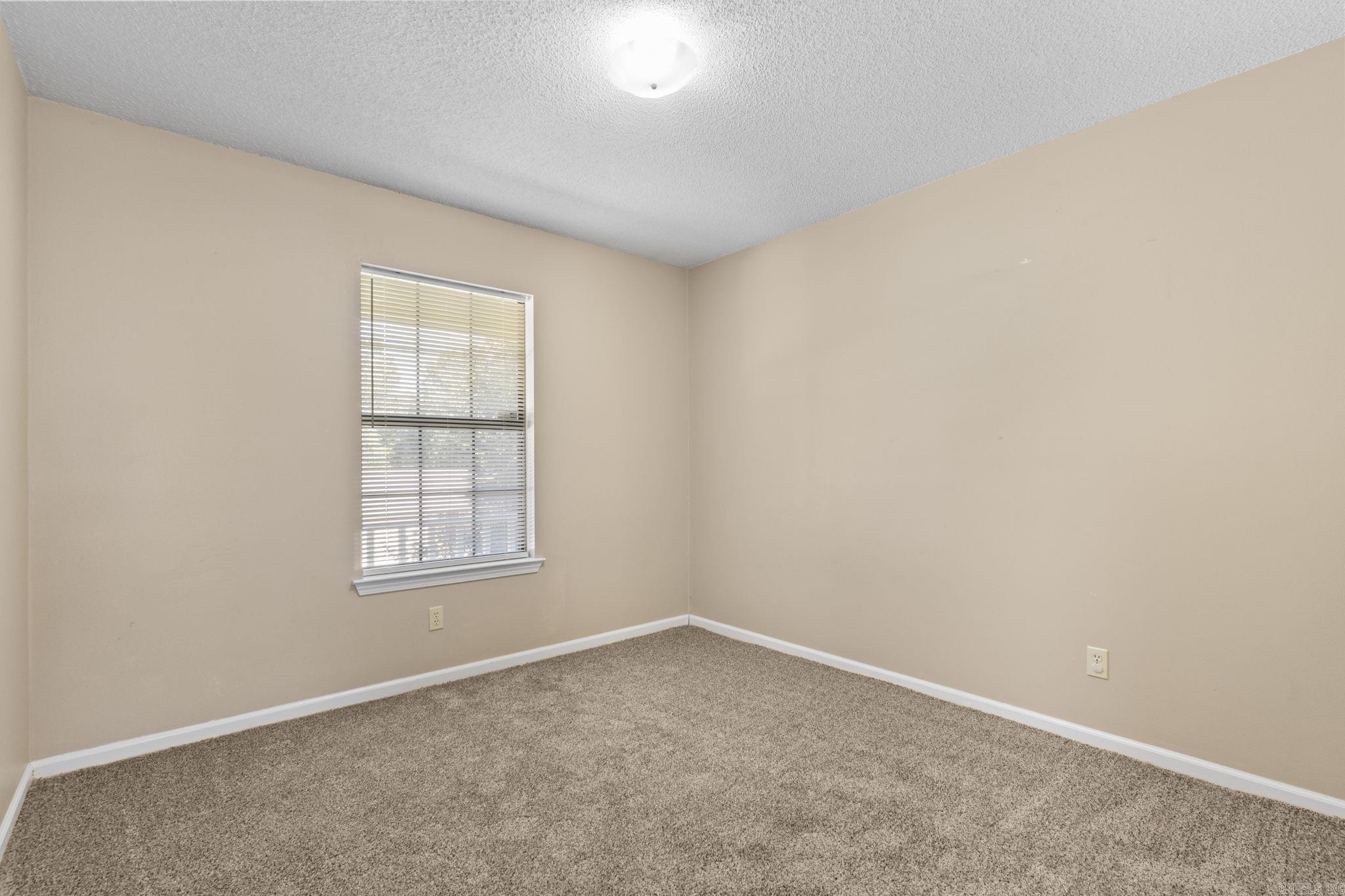 DEEREWOOD - Residential