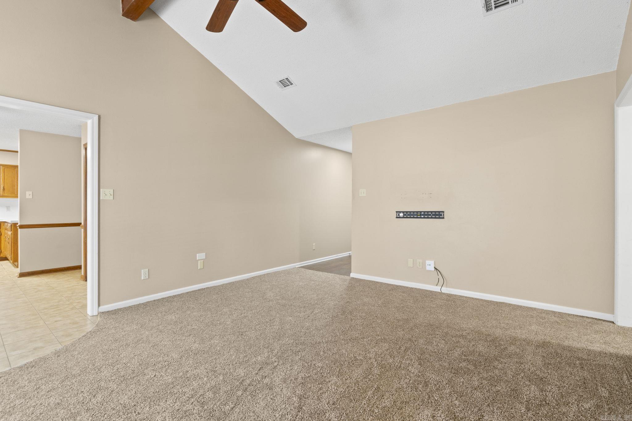 DEEREWOOD - Residential