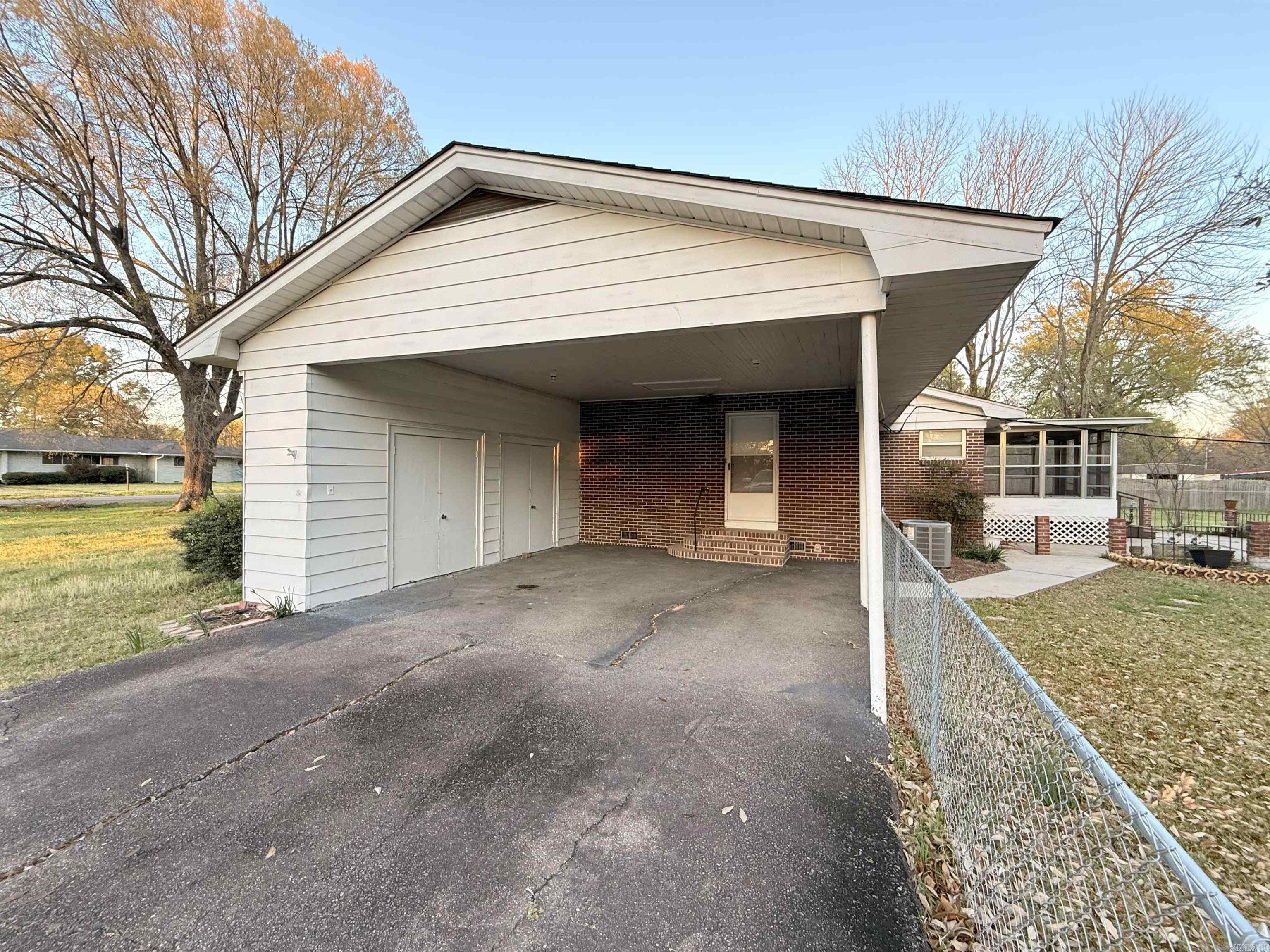 SHERLAND ADDITION - Residential