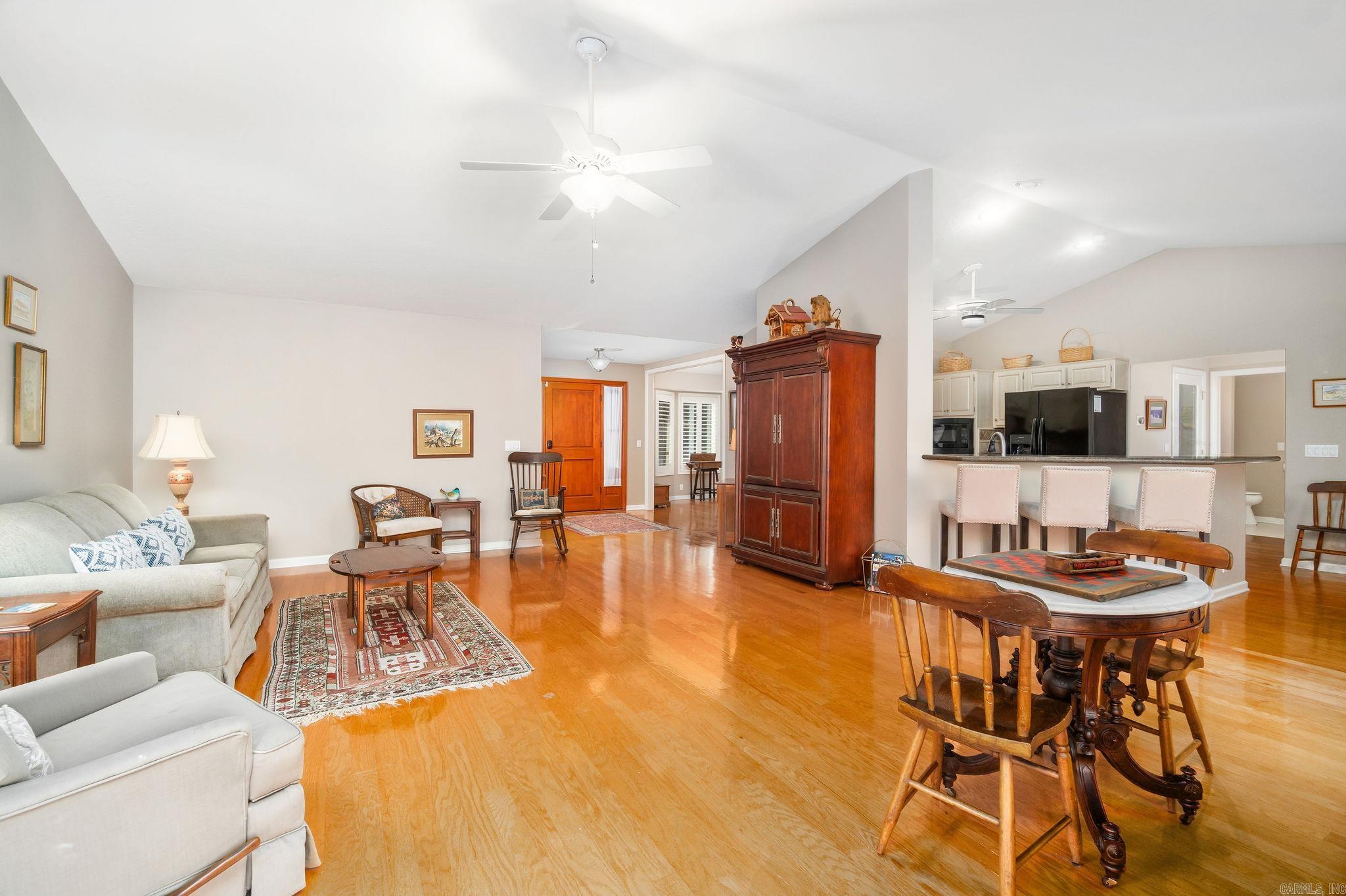 Serenidad - Residential