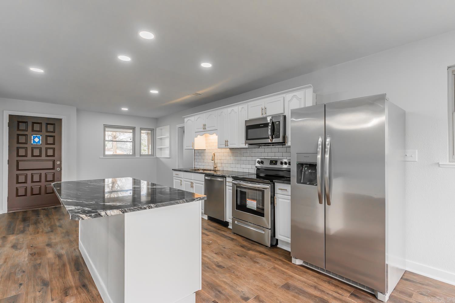 R L DAVIS - Residential