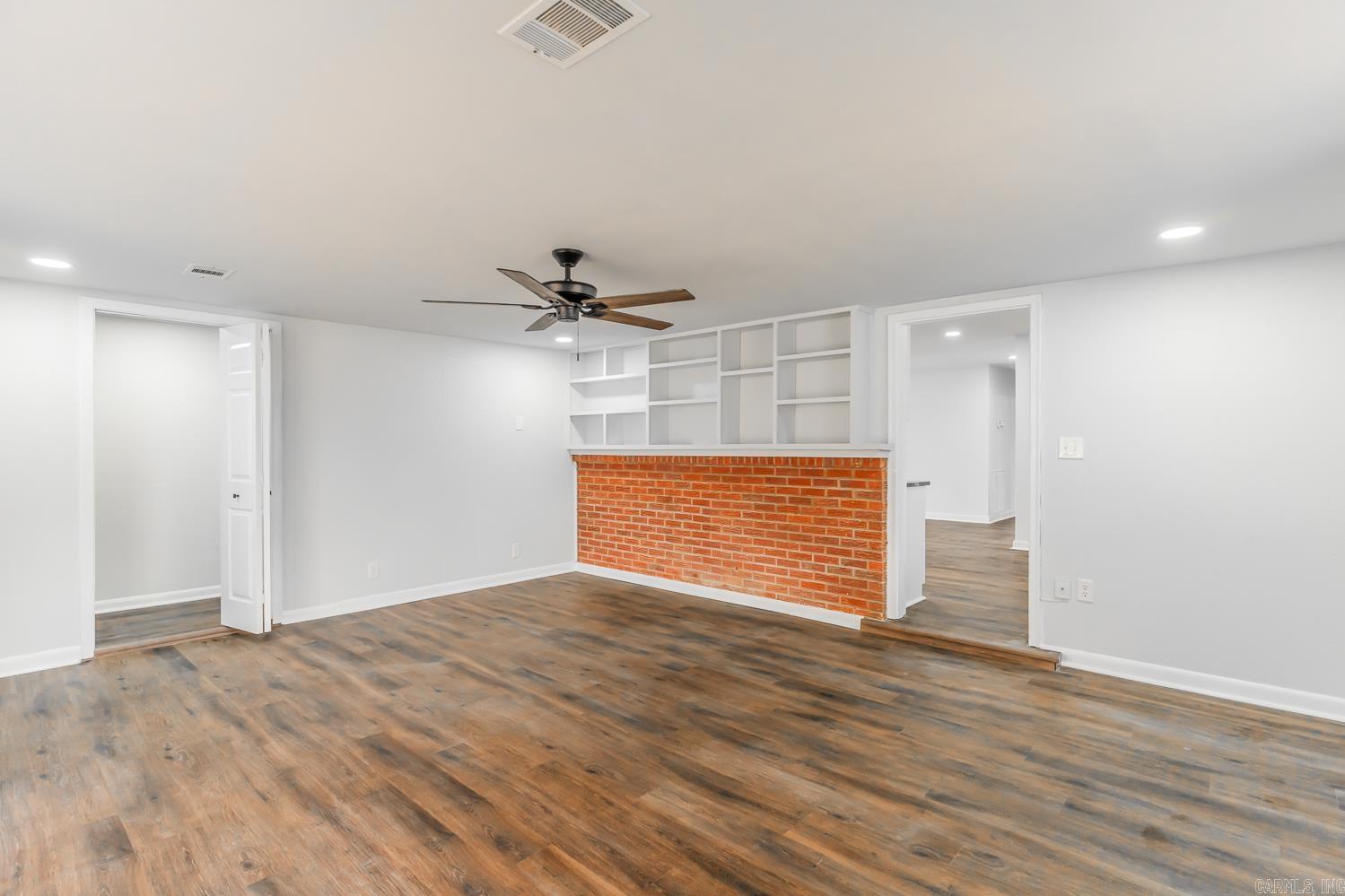 R L DAVIS - Residential