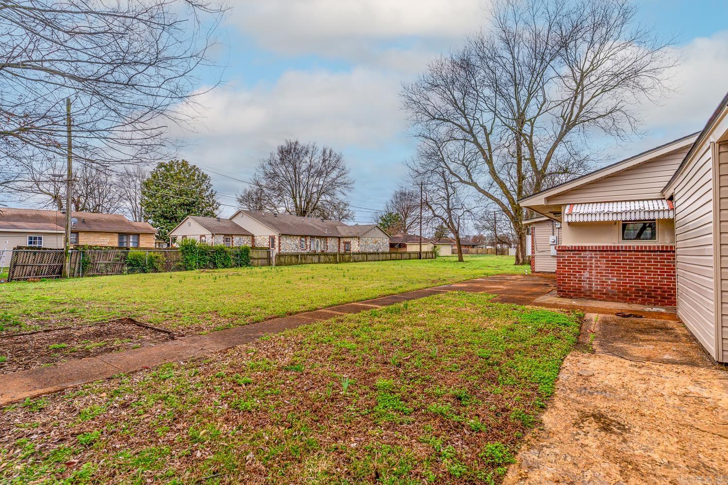 R L DAVIS - Residential