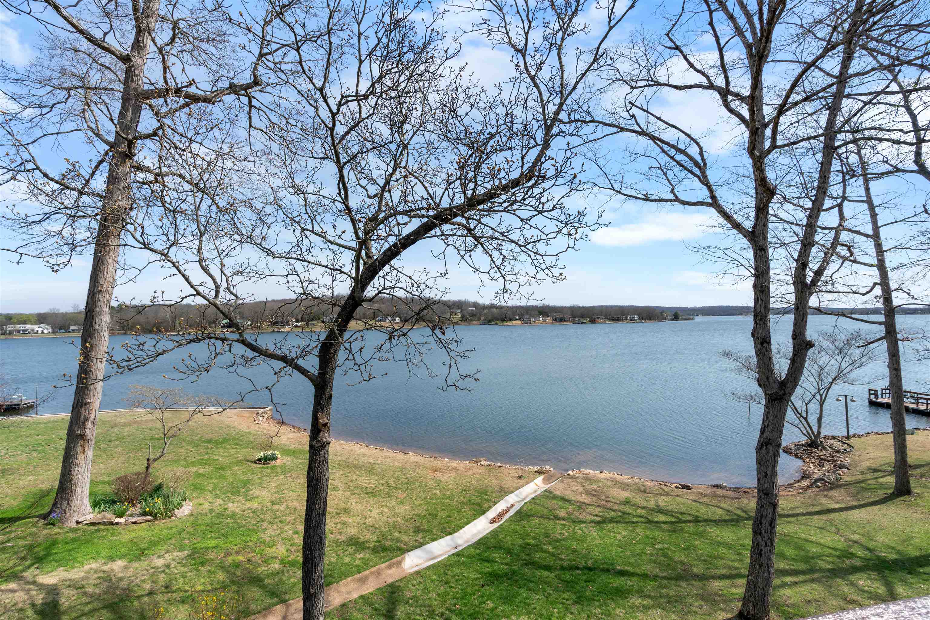 CROWN VIEW - Residential