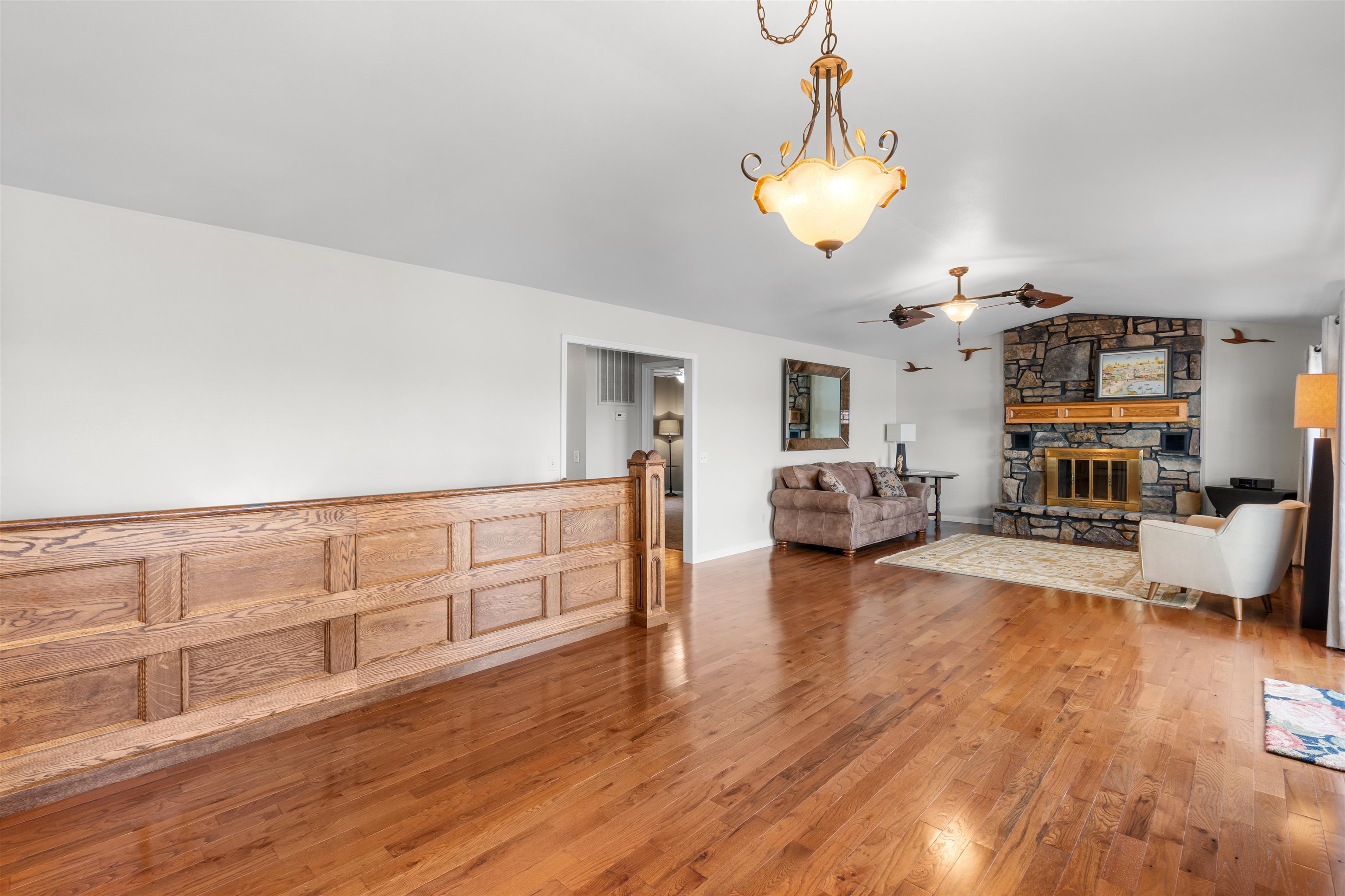 CROWN VIEW - Residential