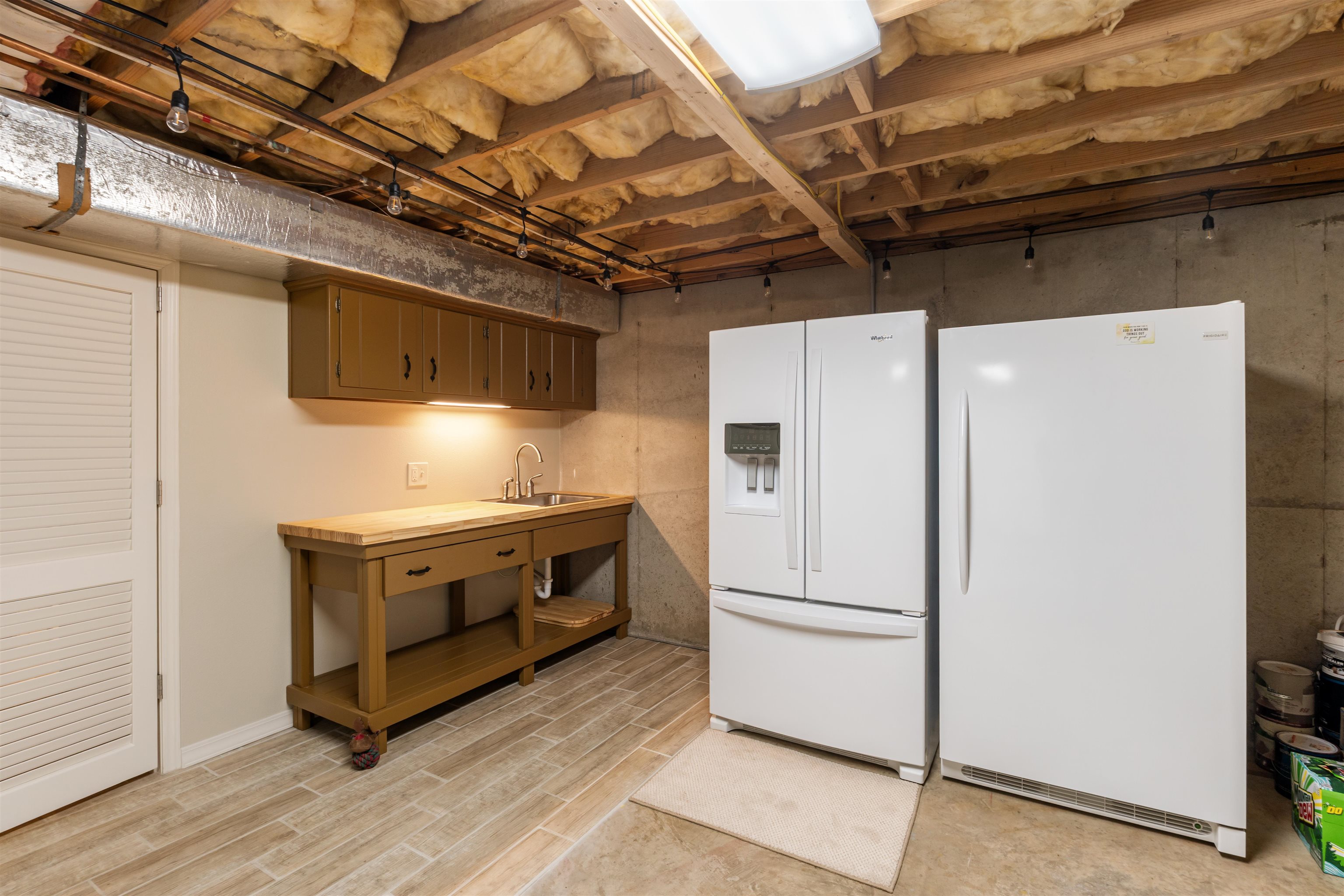 CROWN VIEW - Residential