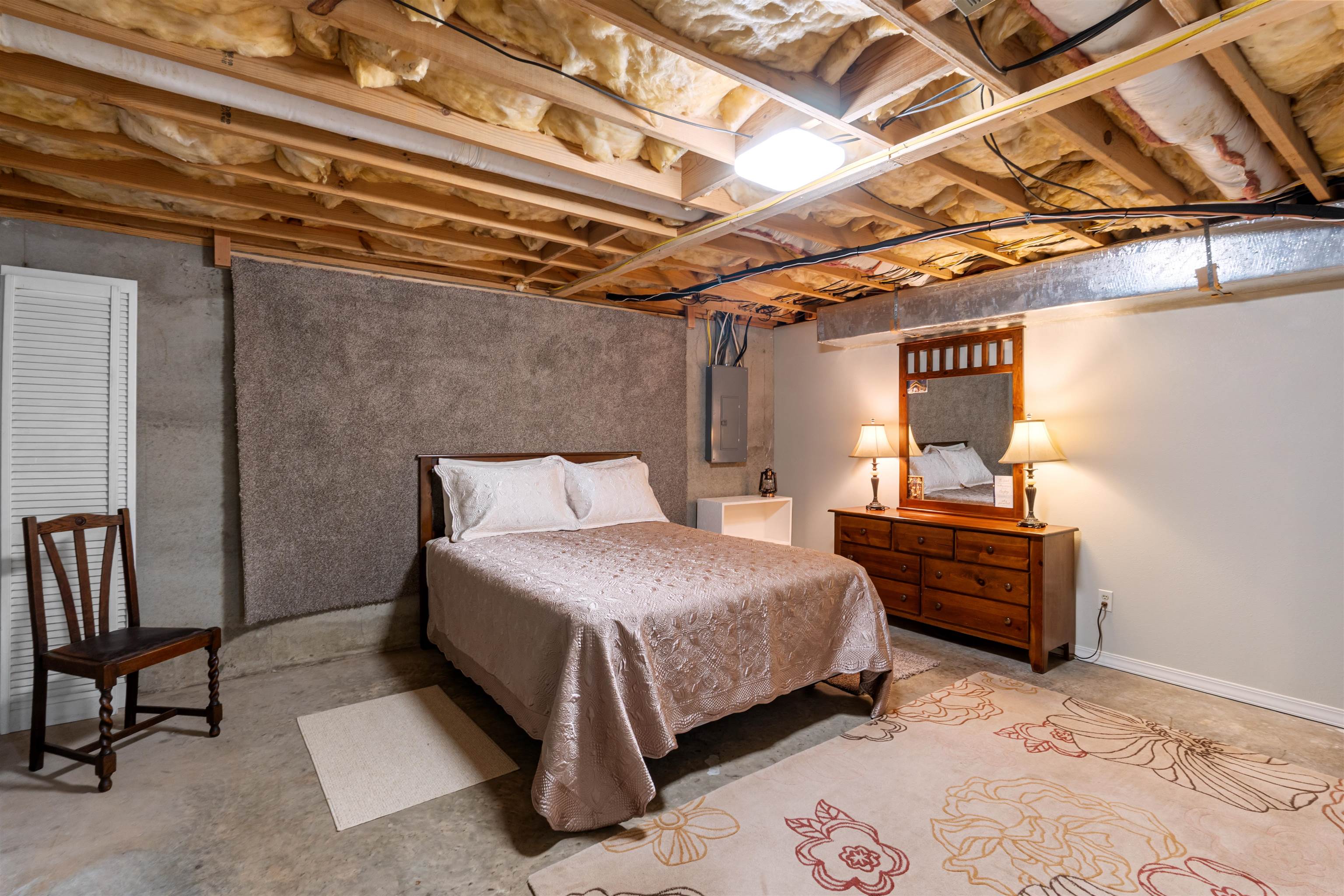 CROWN VIEW - Residential