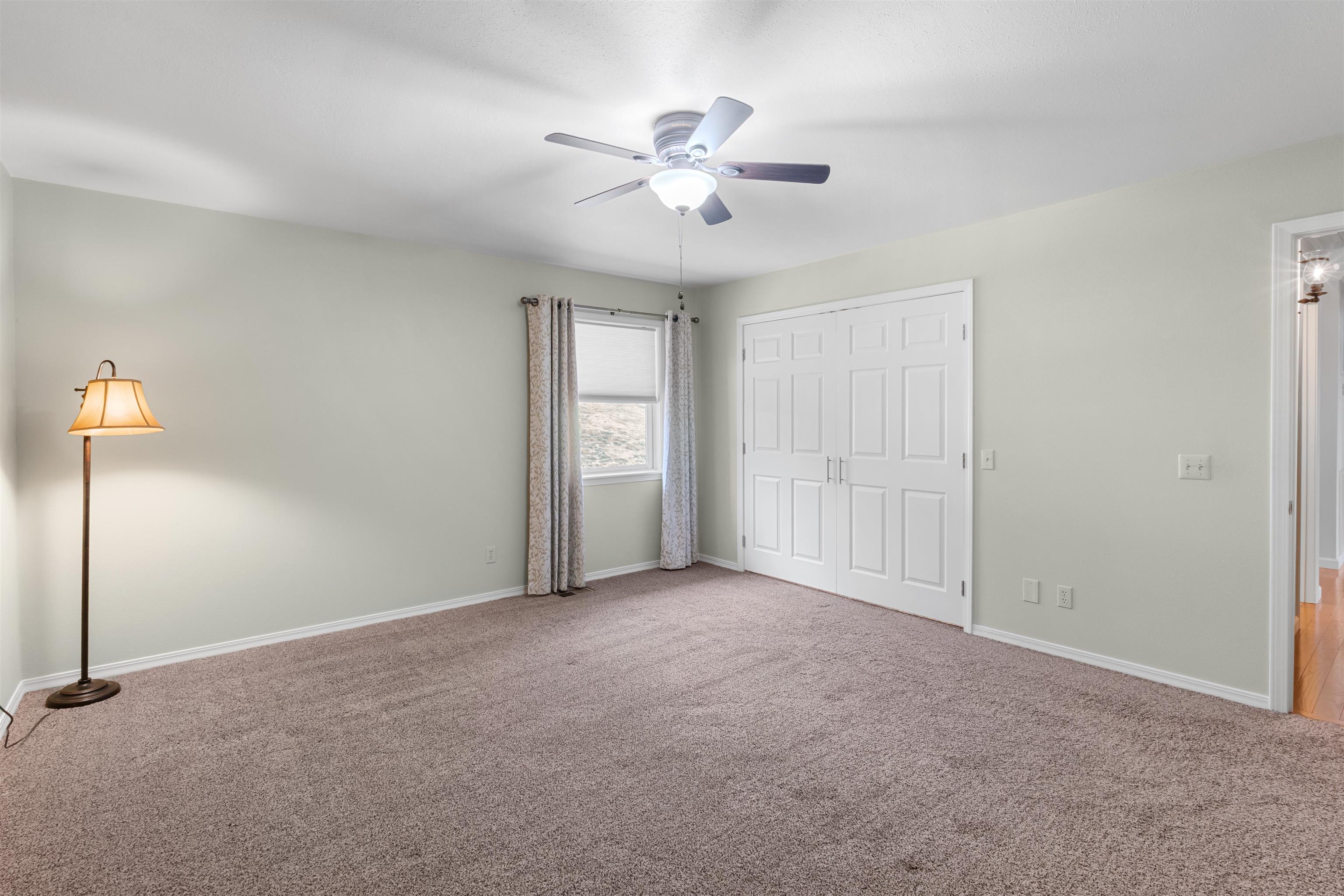 CROWN VIEW - Residential