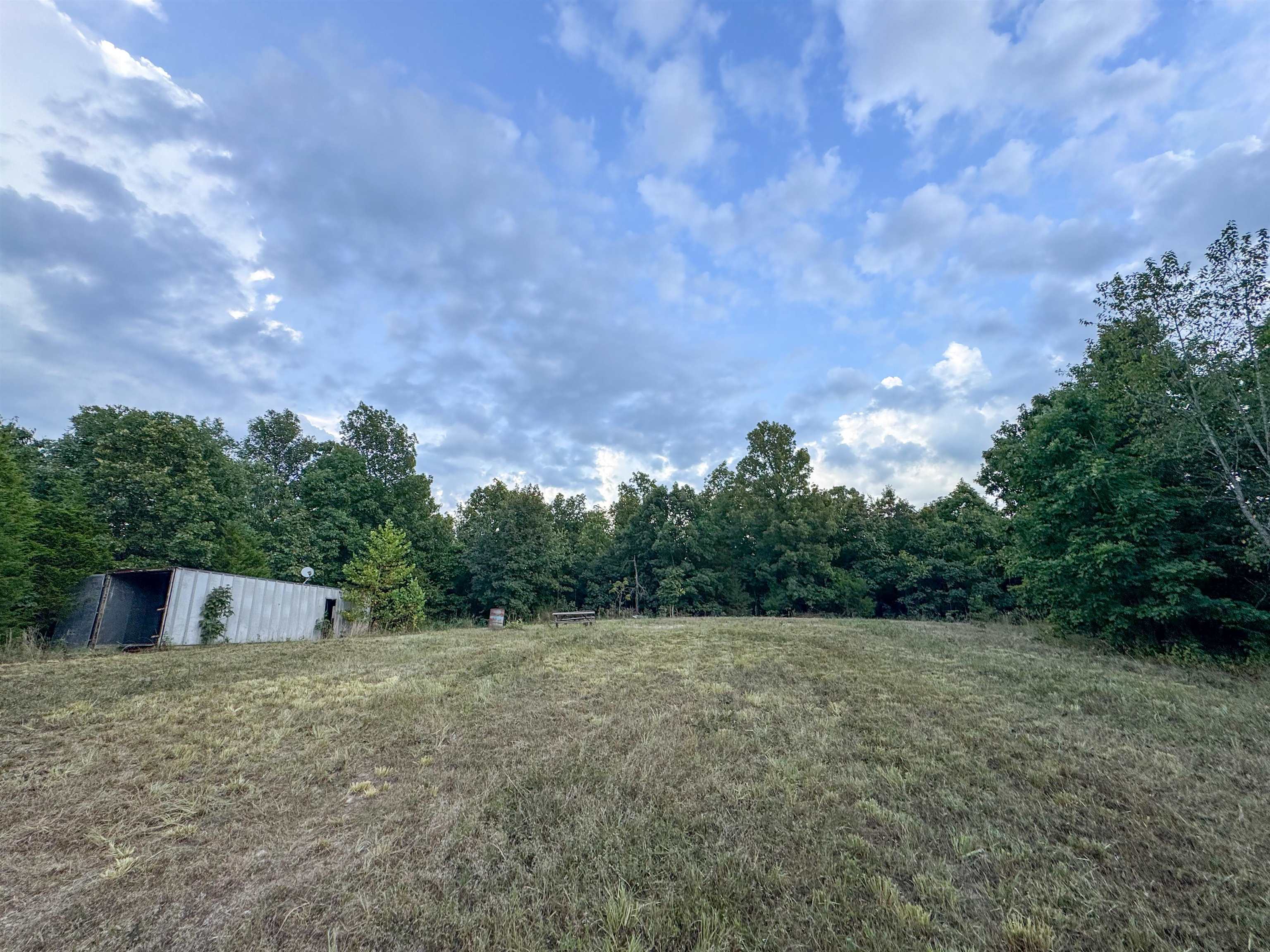 Metes & Bounds - Land