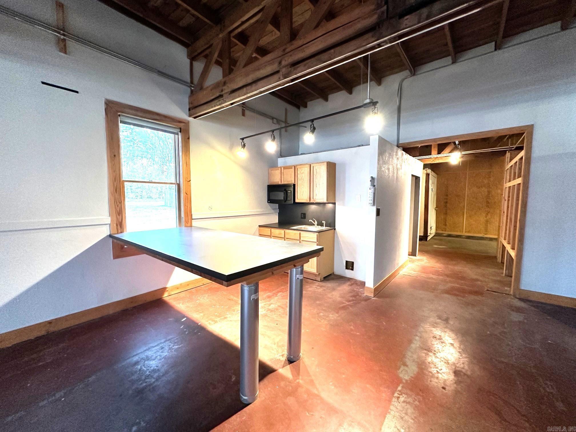 Allens - Commercial Sale